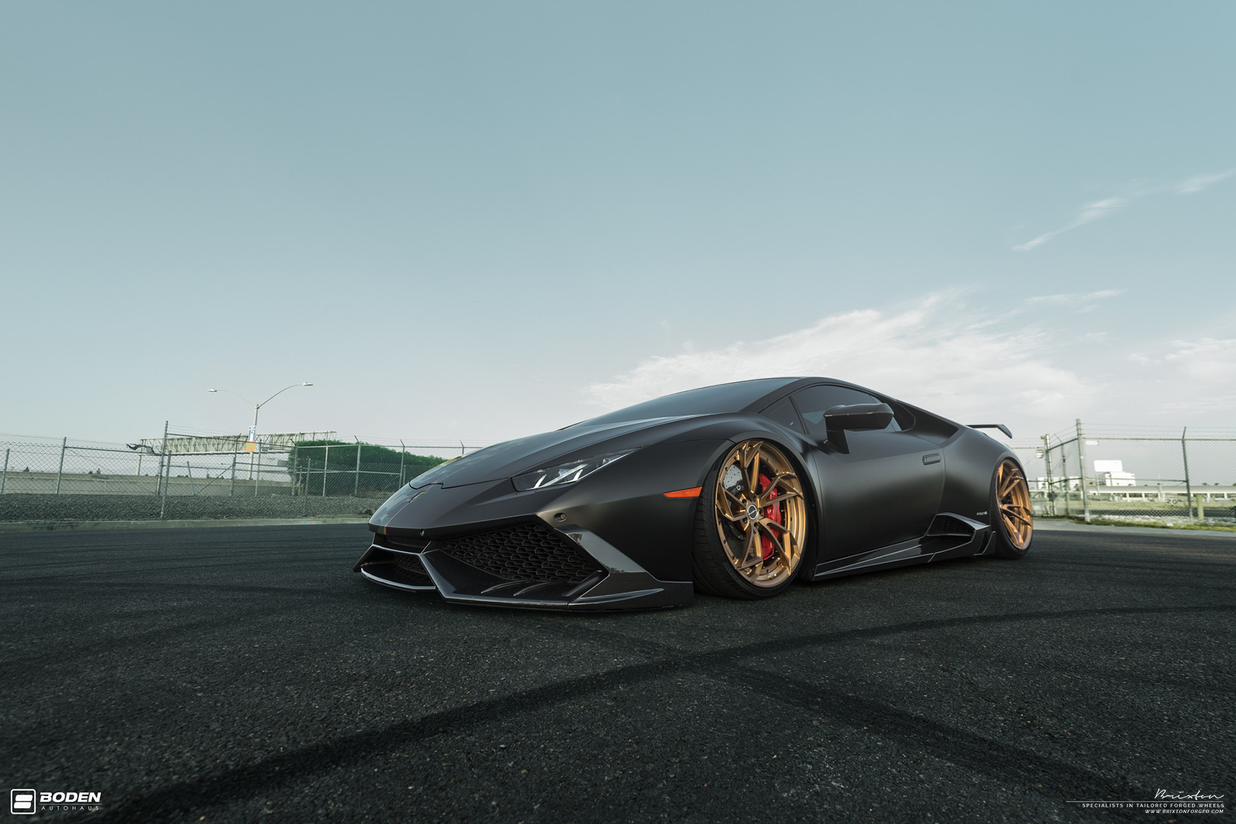 Custom Lamborghini Huracan with Gold Forged Brixton Wheels - Photo by Brixton Forged Wheels