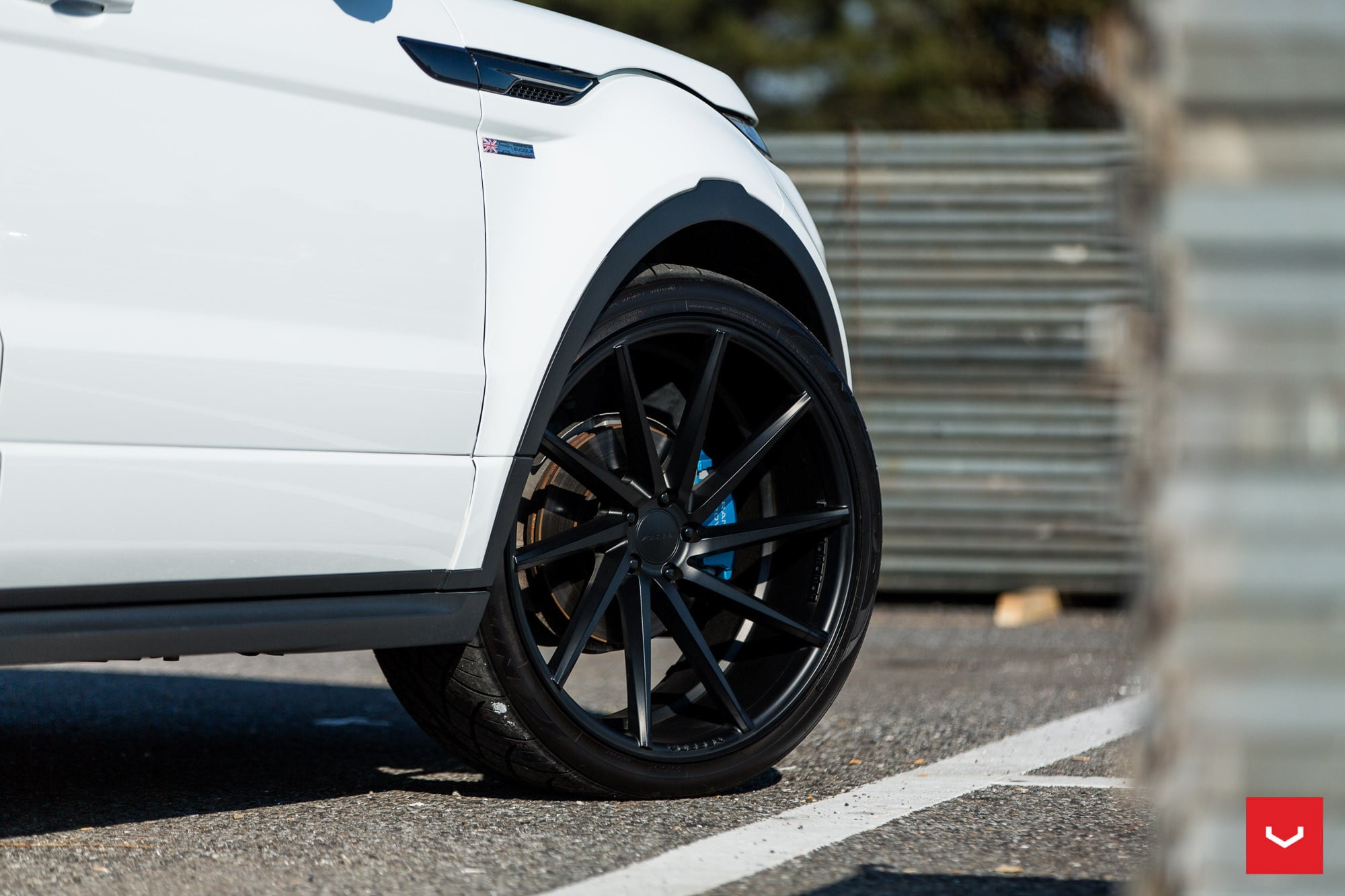 Range Rover Evoque Blue Brake Calipers - Photo by Vossen