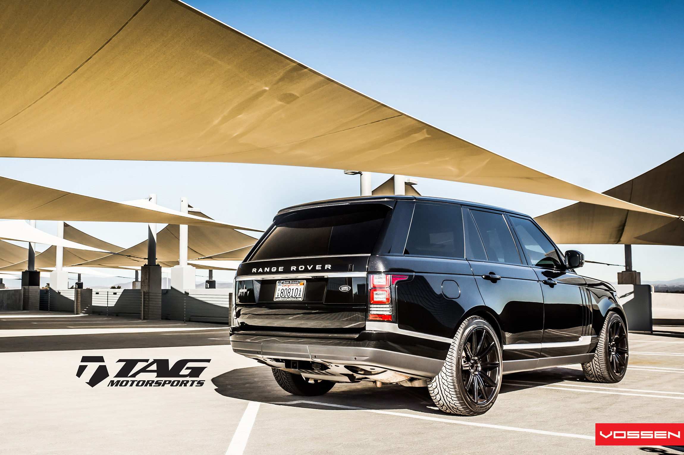 Roofline Spoiler on Black Land Rover Range Rover - Photo by Vossen