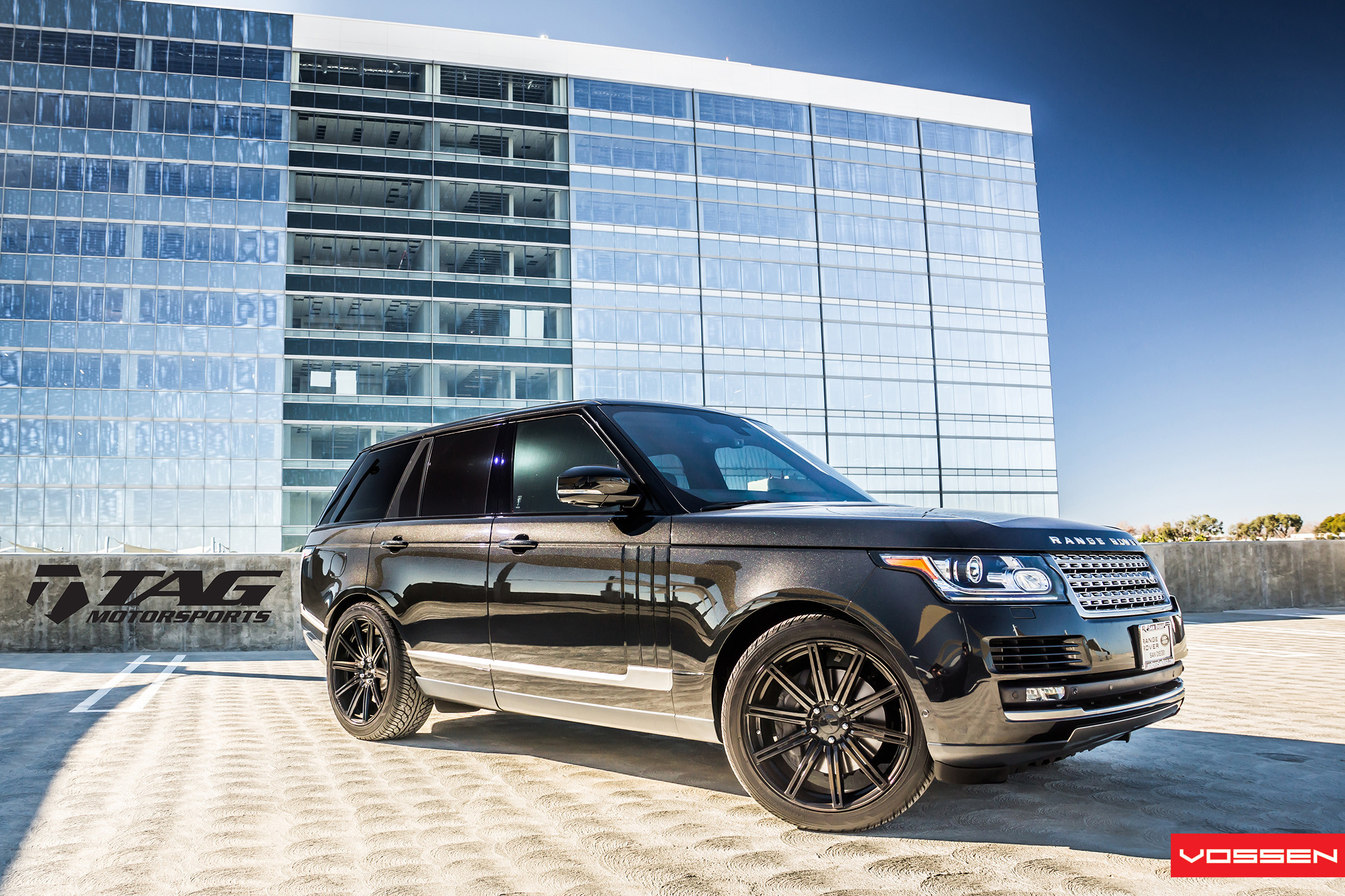 Dark Smoke Vossen Wheels on Land Rover Range Rover - Photo by Vossen