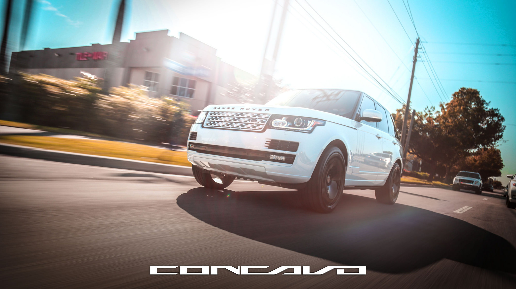 Custom White Range Rover with ADV1 Rims - Photo by ADV.1