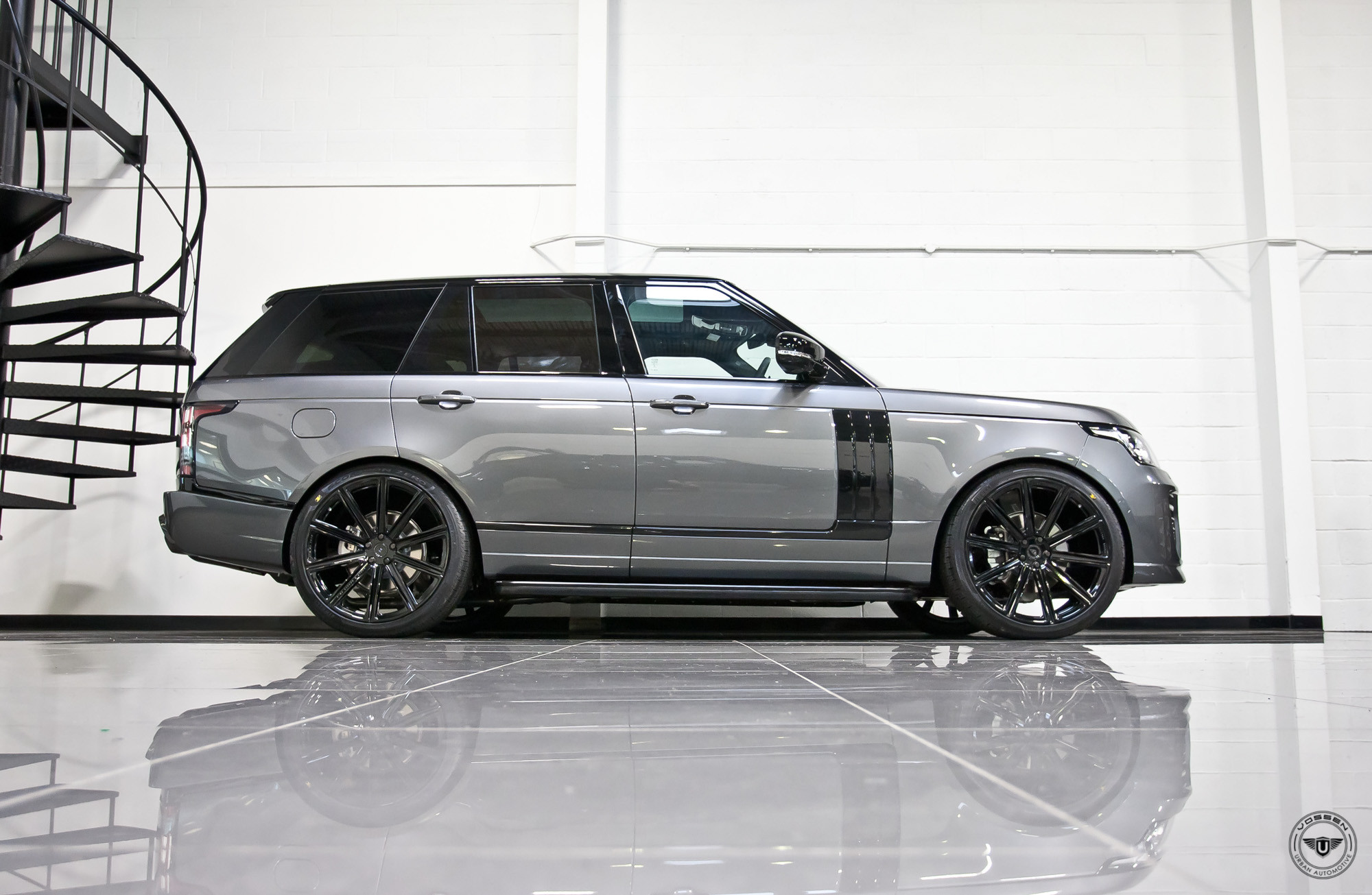 Gray Range Rover with Aftermarket Running Boards - Photo by Vossen