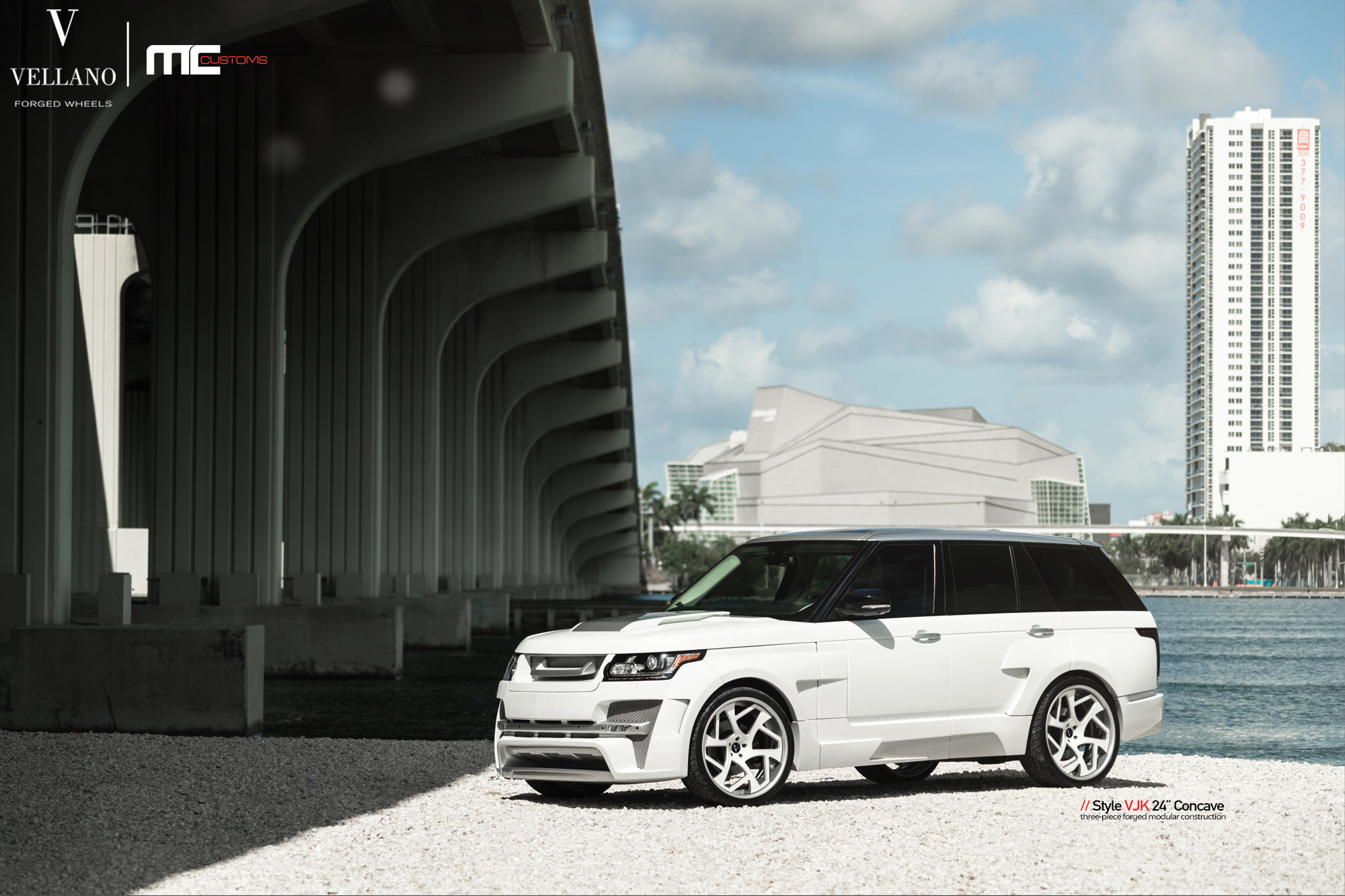 Aftermarket Headlights on White Range Rover - Photo by Vellano