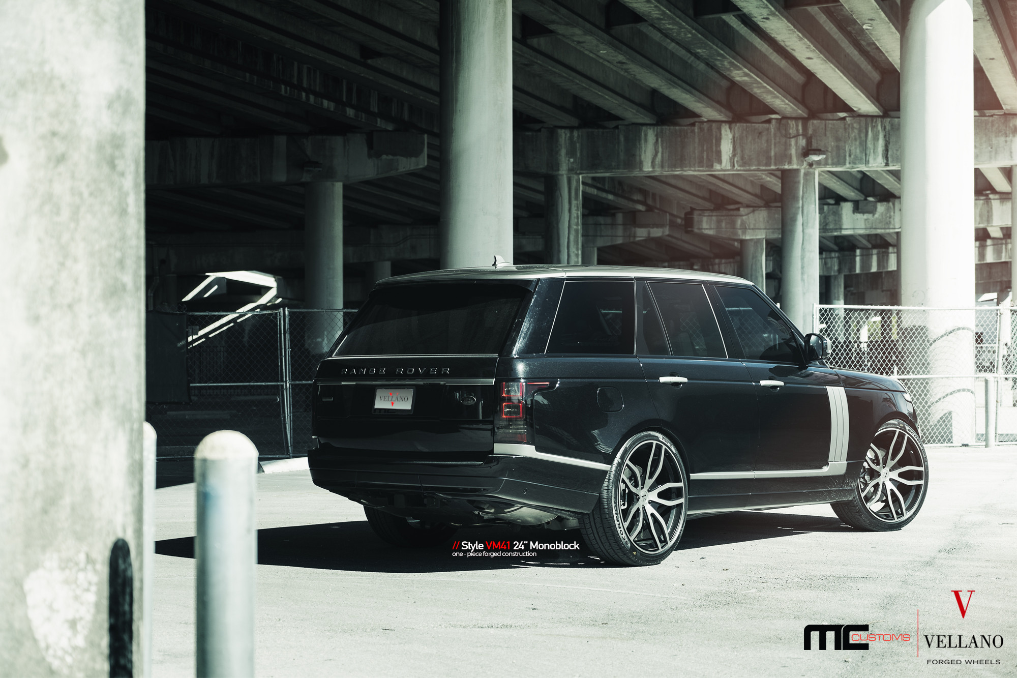 Black Range Rover with Red Smoke Taillights - Photo by Vellano