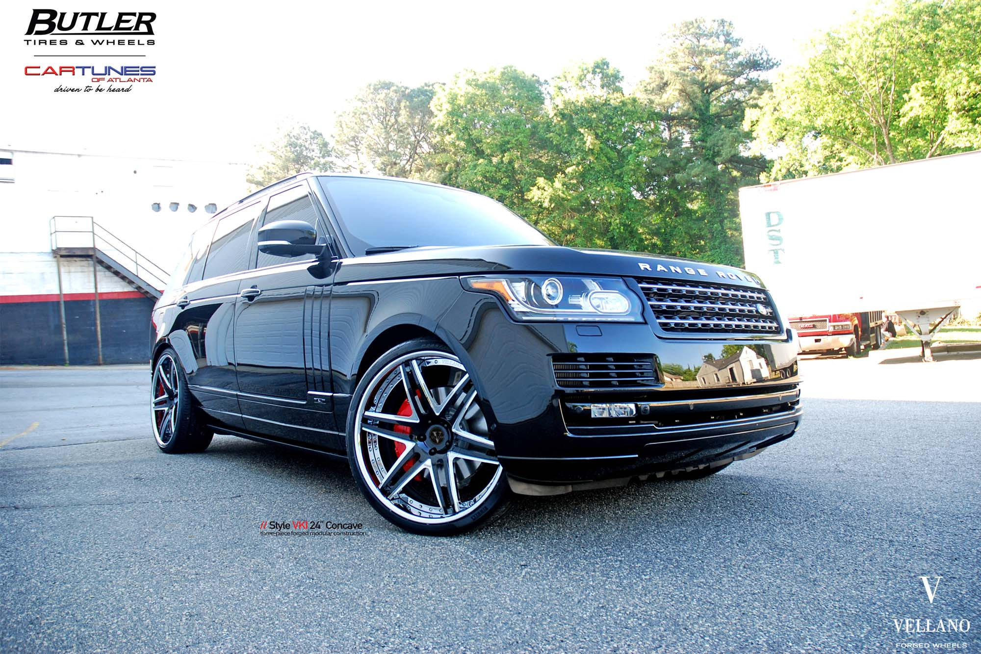 Aftermarket Front Bumper on Black Range Rover - Photo by Vellano