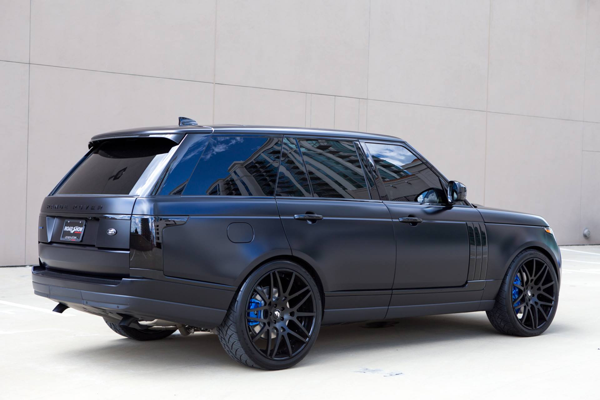 Roofline Spoiler on Black Matte Range Rover - Photo by Forgiato