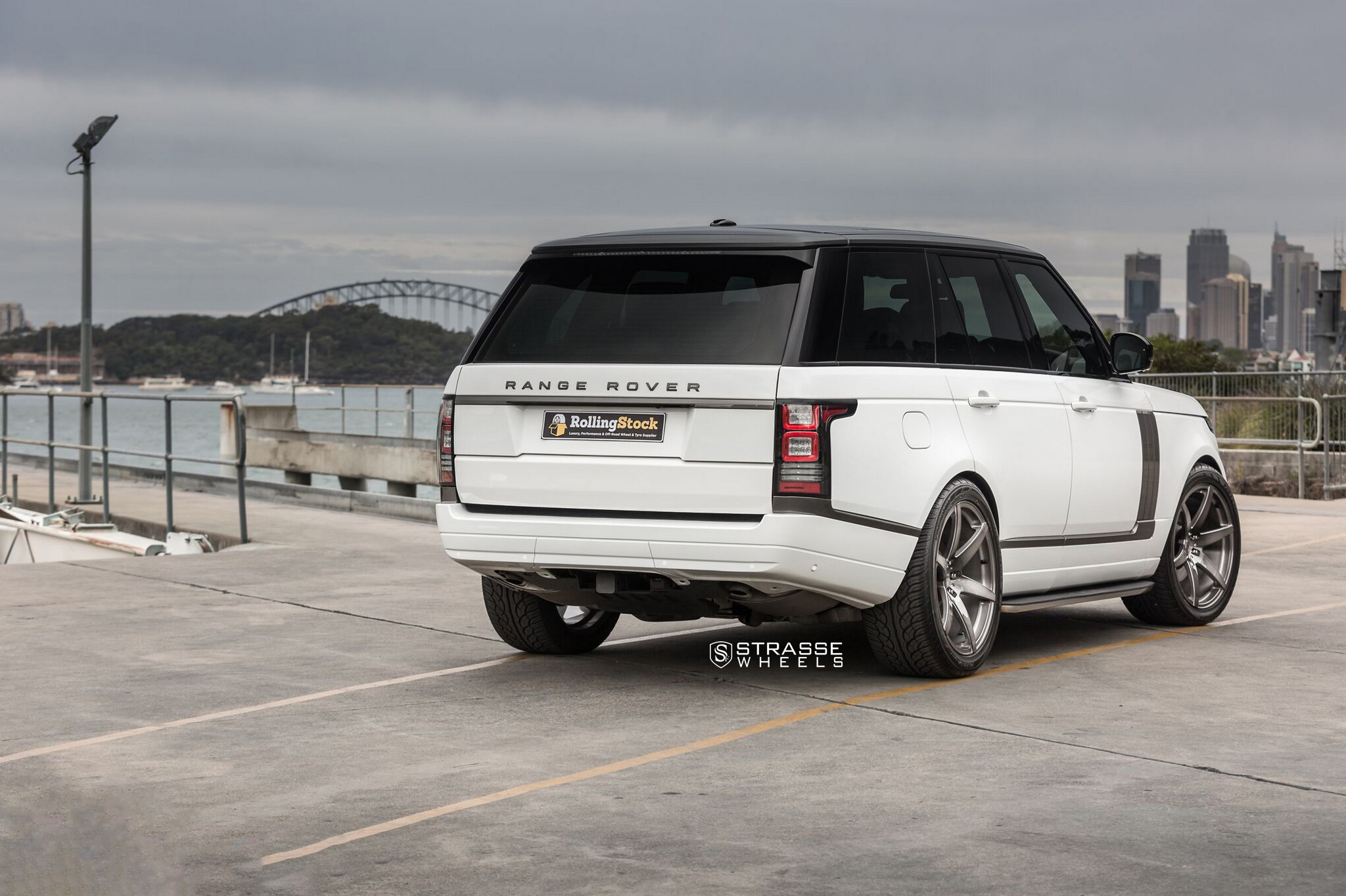 White Range Rover with Custom Rear Diffuser - Photo by Strasse Forged