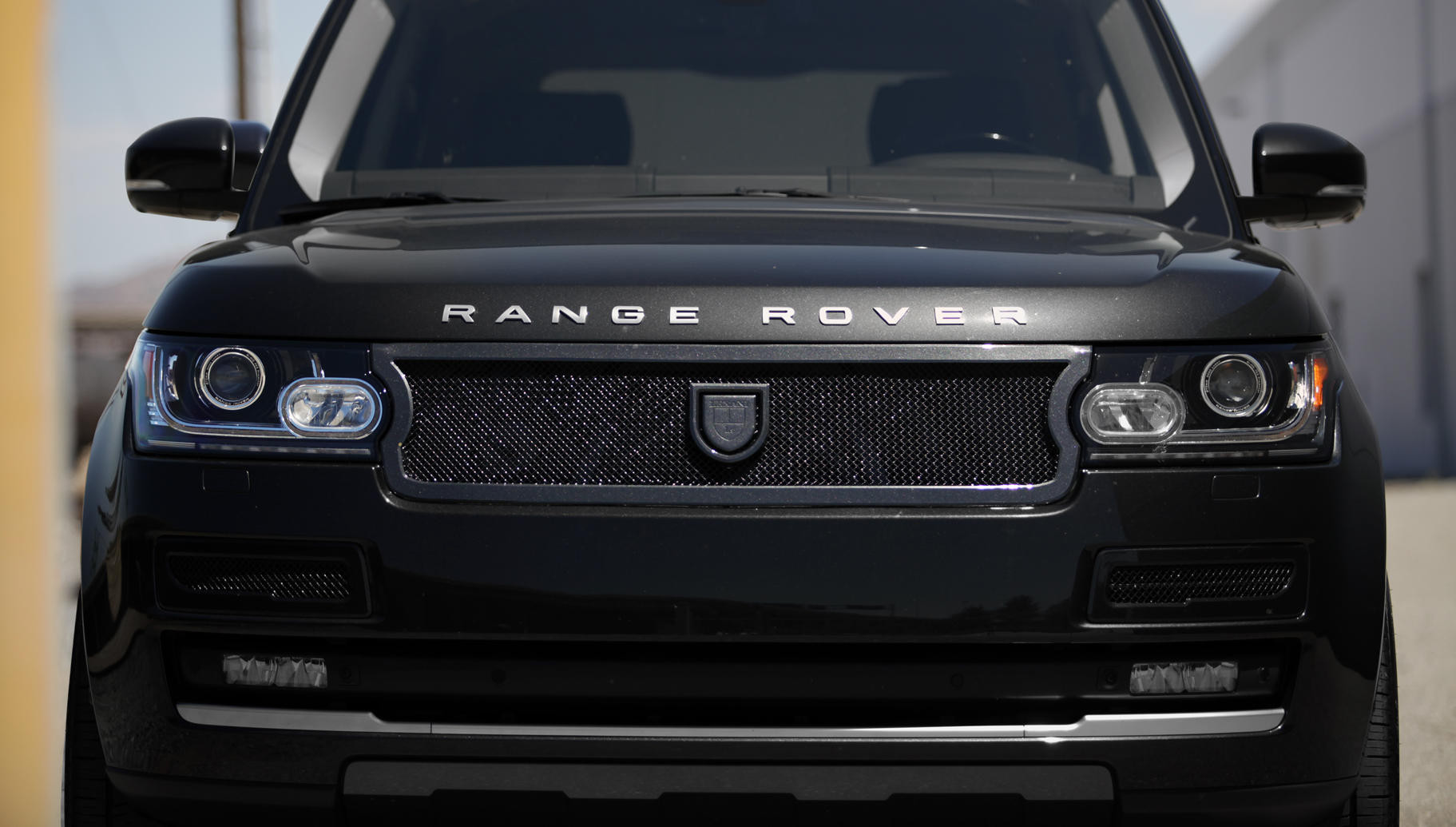 Black Range Rover with Custom Grille - Photo by Lexani