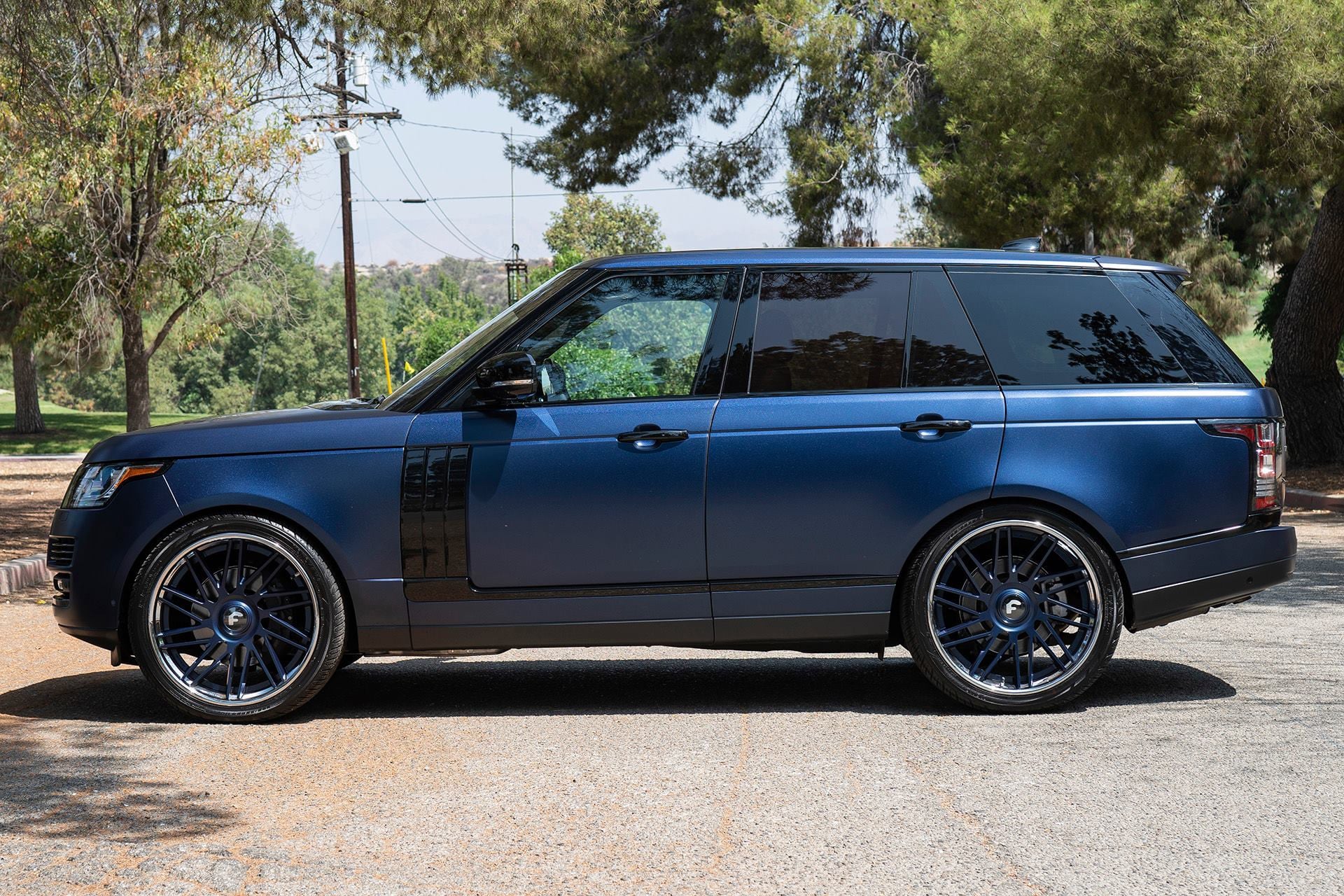 Dark Blue Range Rover Offers Plenty of Luxury and Features | CARiD.com ...