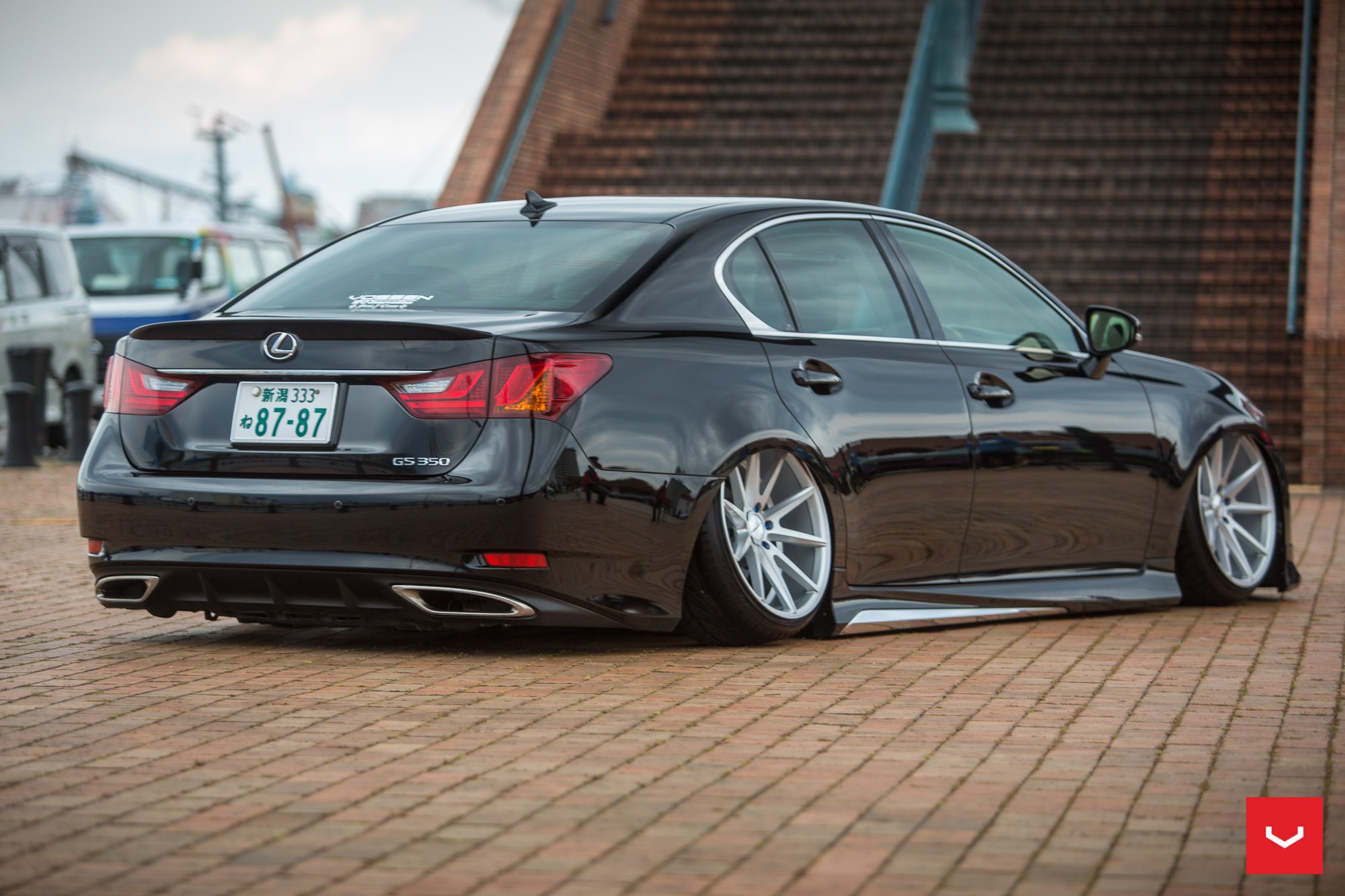 Lexus GS 350 стенс