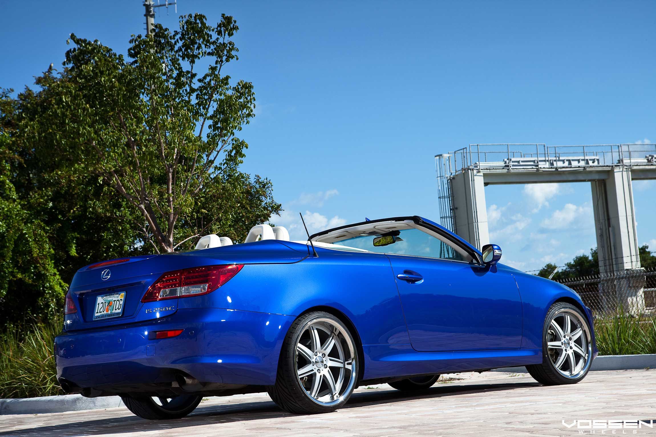 Red LED Taillights on Blue Convertible Lexus IS 250C - Photo by Vossen