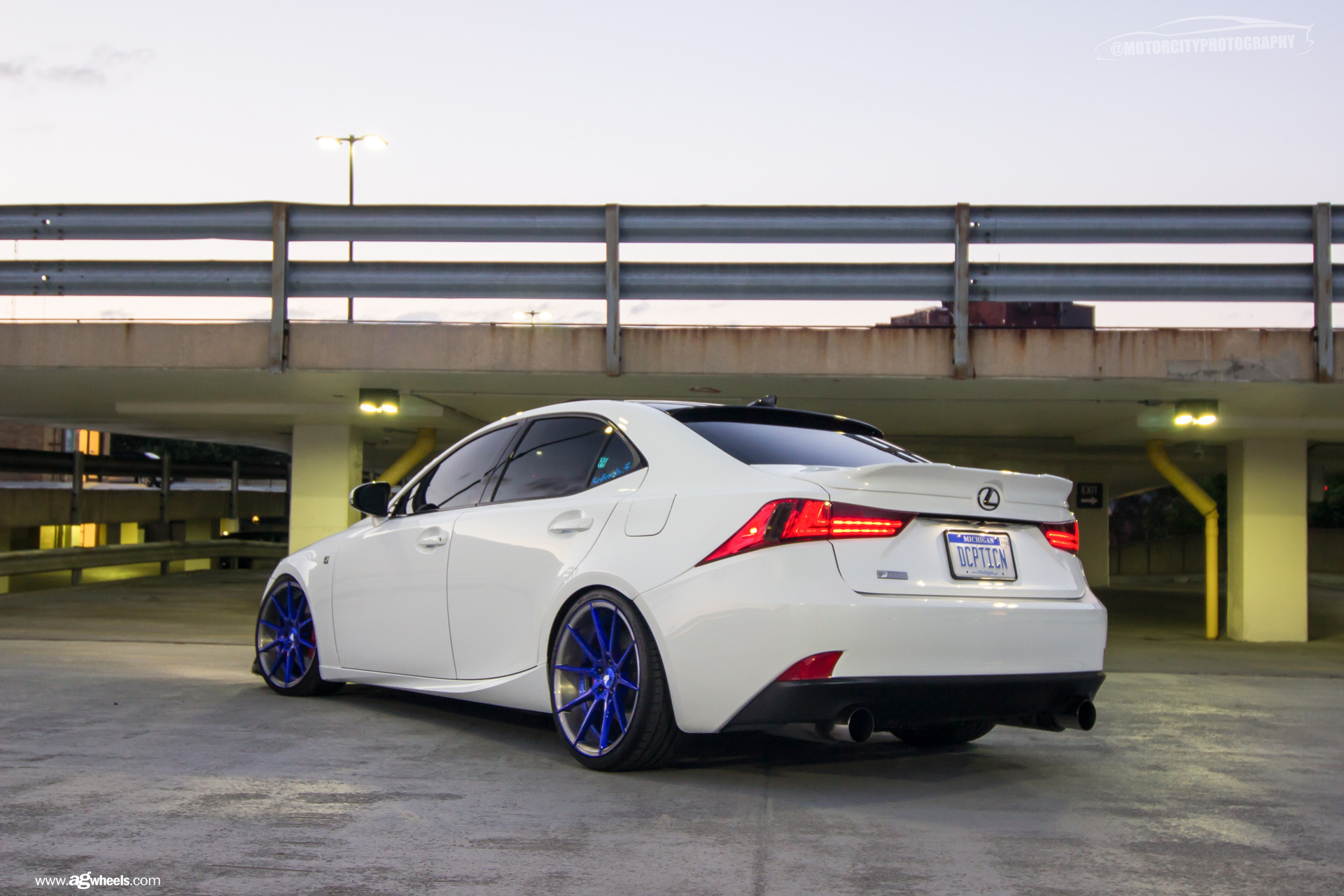 White Lexus IS with Rear Lip Spoiler - Photo by Avant Garde Wheels