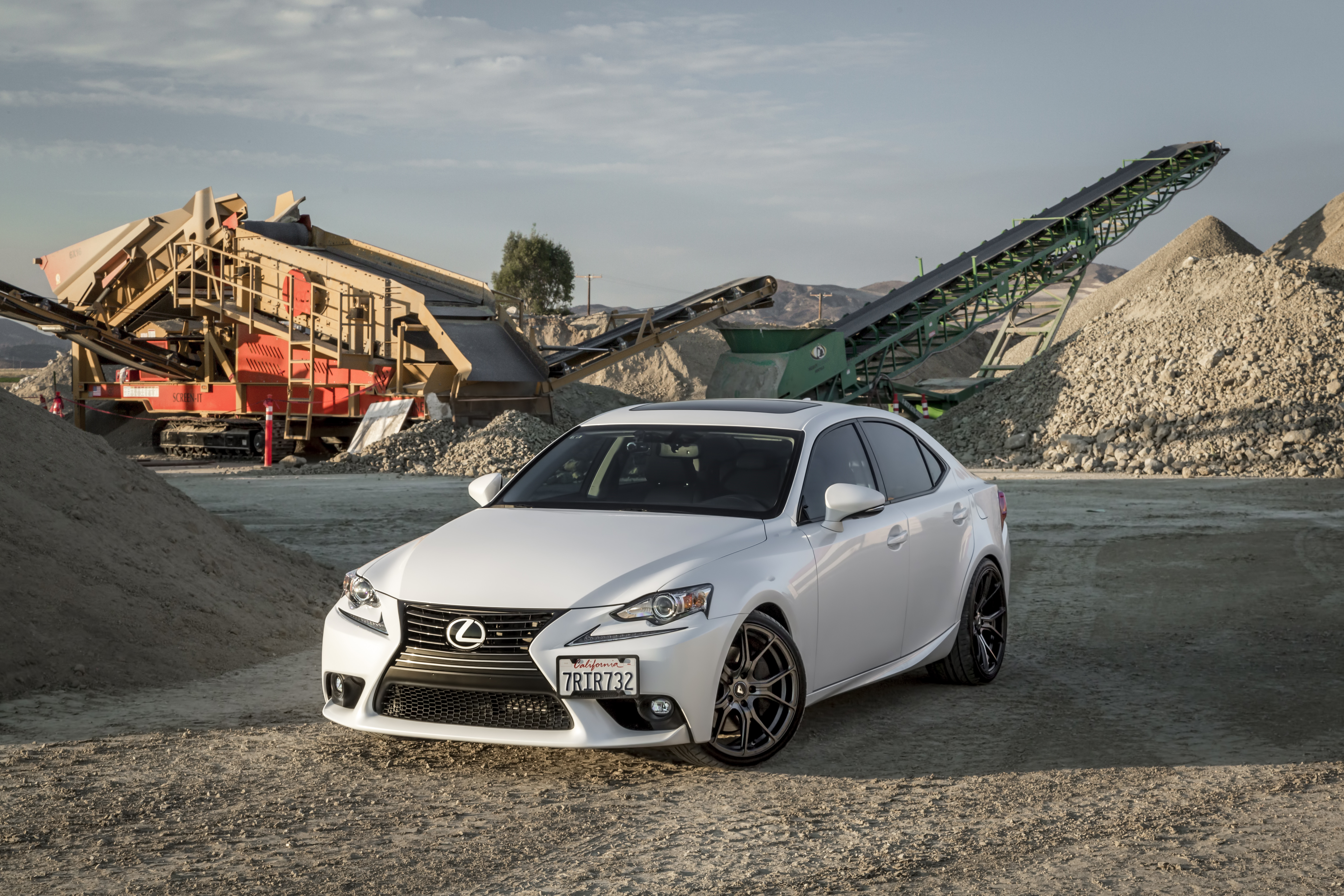 White Lexus IS with Blacked Out Billet Grille  - Photo by Vorstiner