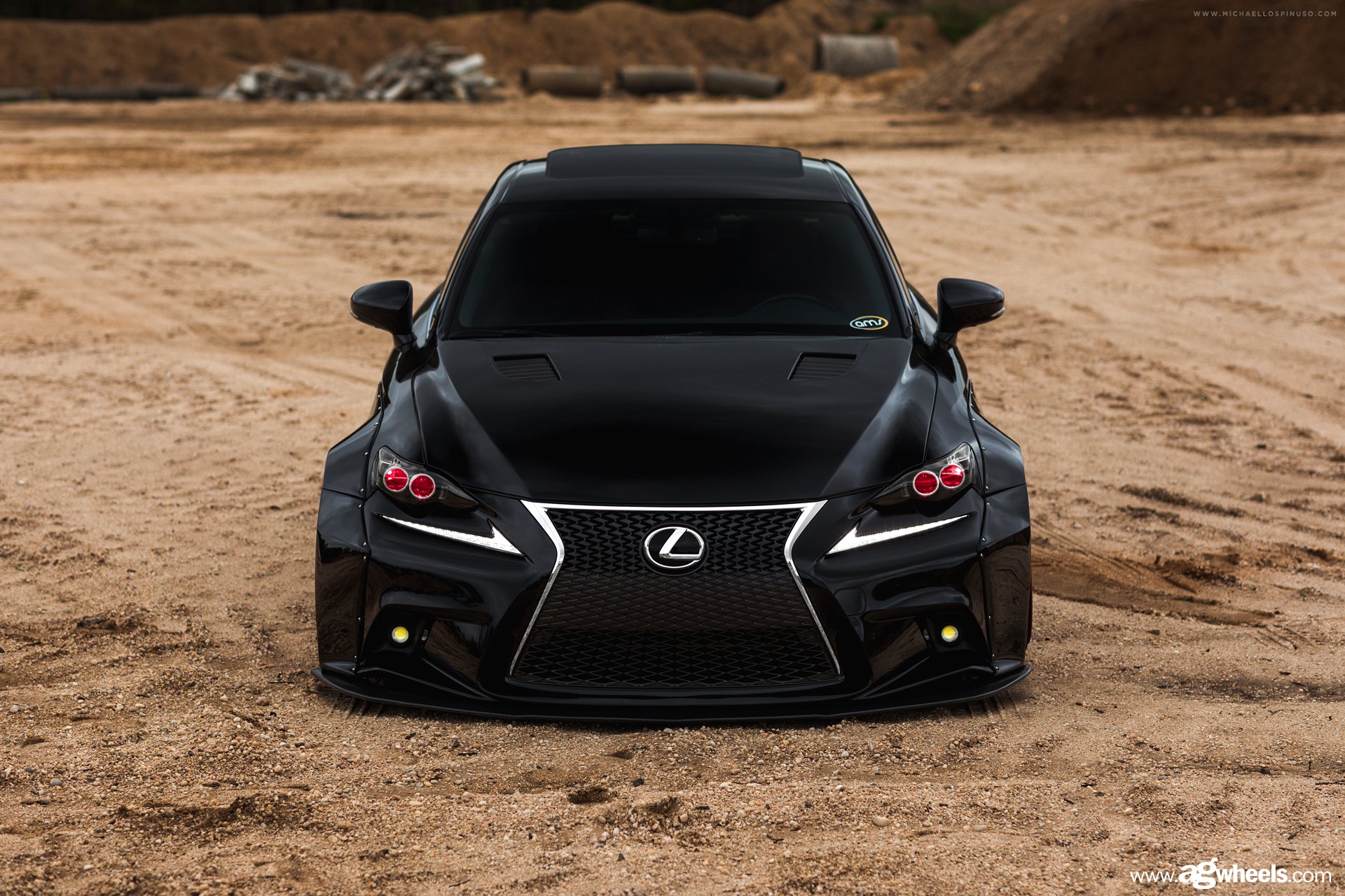 Чёрный lexus
