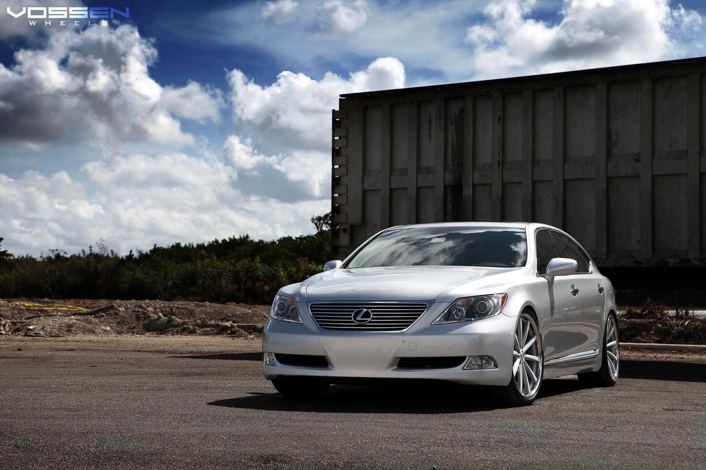 Chrome Billet Grille on White Lexus LS - Photo by Vossen