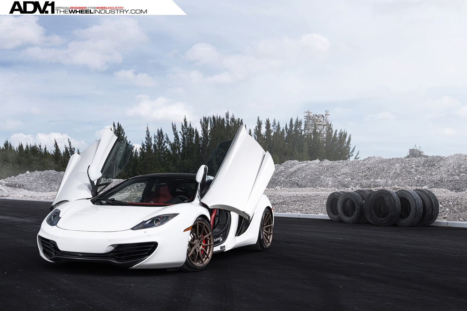 Modern Supercar Dream - Mclaren 12c - Photo by ADV.1