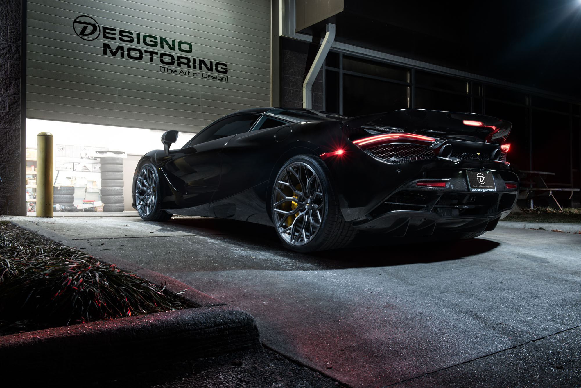 Custom Style Rear Spoiler on Black McLaren 720S - Photo by Vossen