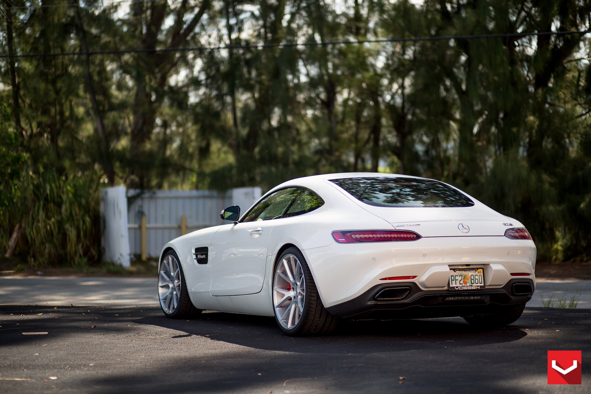 Mercedes AMG gt 63 s White