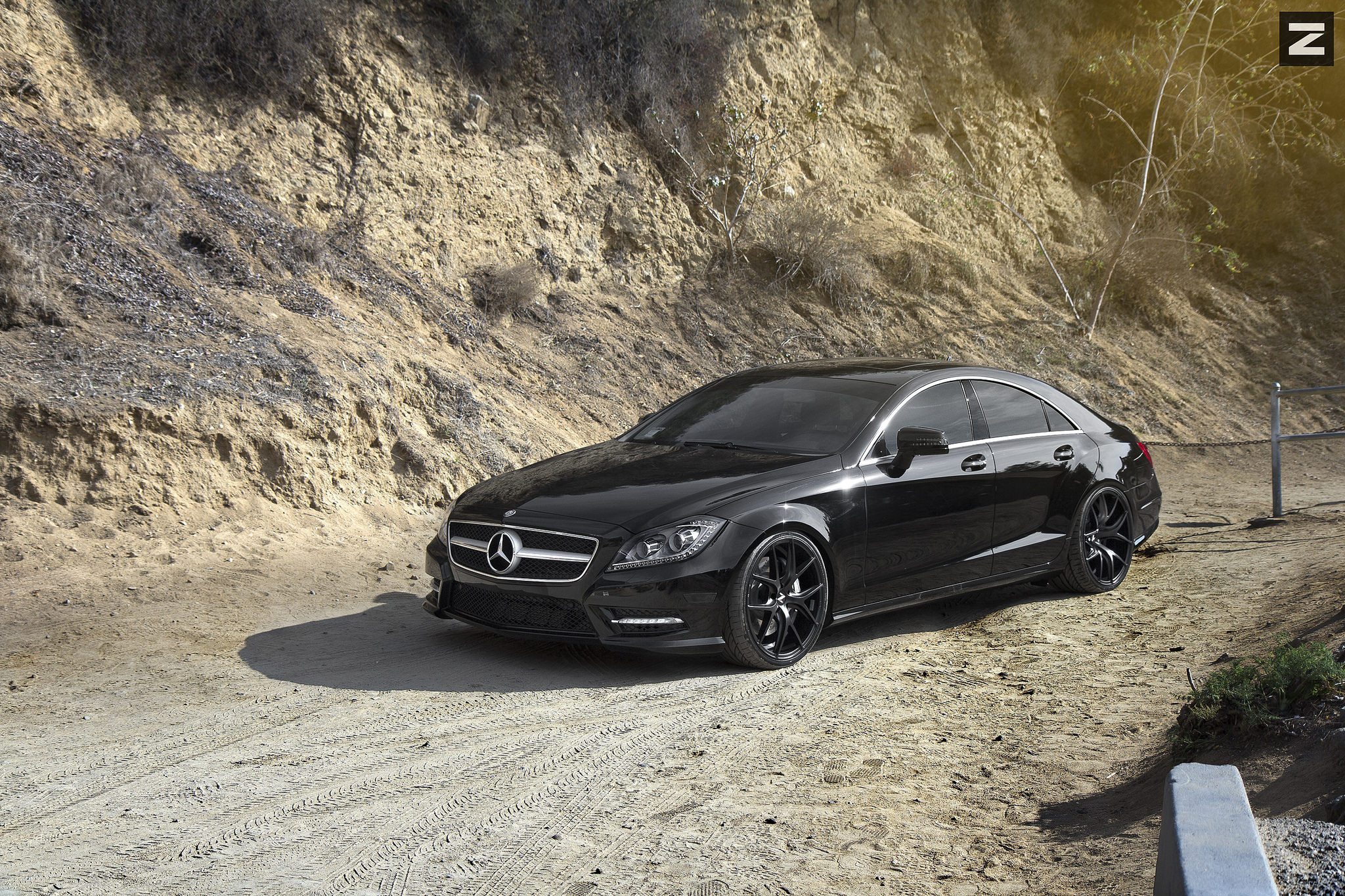 Aftermarket Side Skirts on Black Mercedes CLS - Photo by Zito Wheels