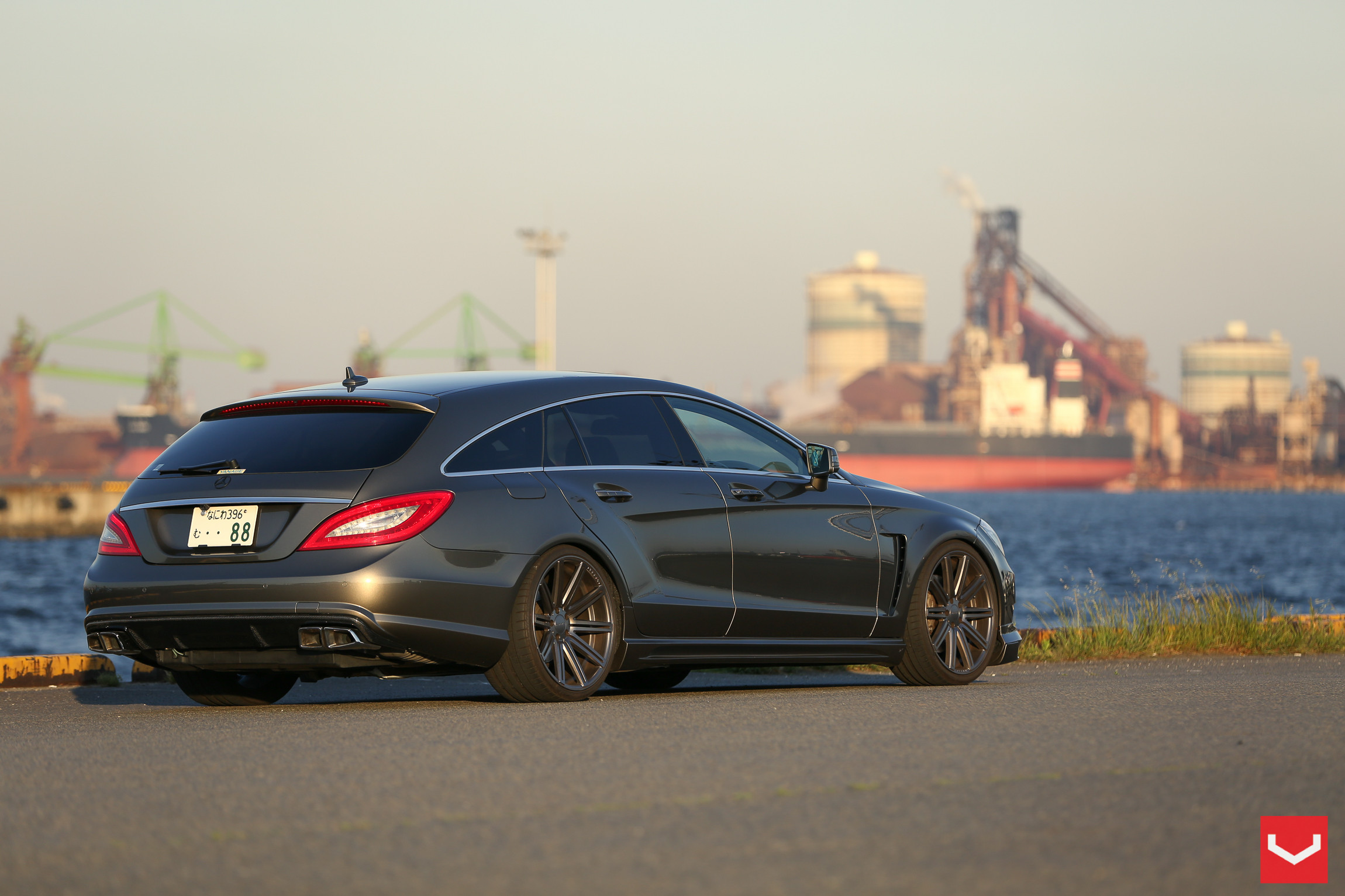 Roofline Spoiler with Light on Black Mercedes CLS - Photo by Vossen