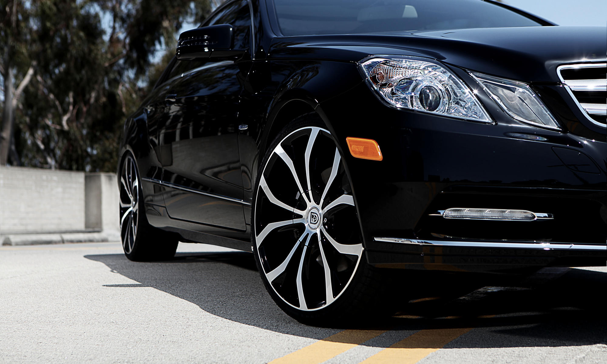 Halo Projector Headlights on Mercedes E-350 - Photo by Lexani