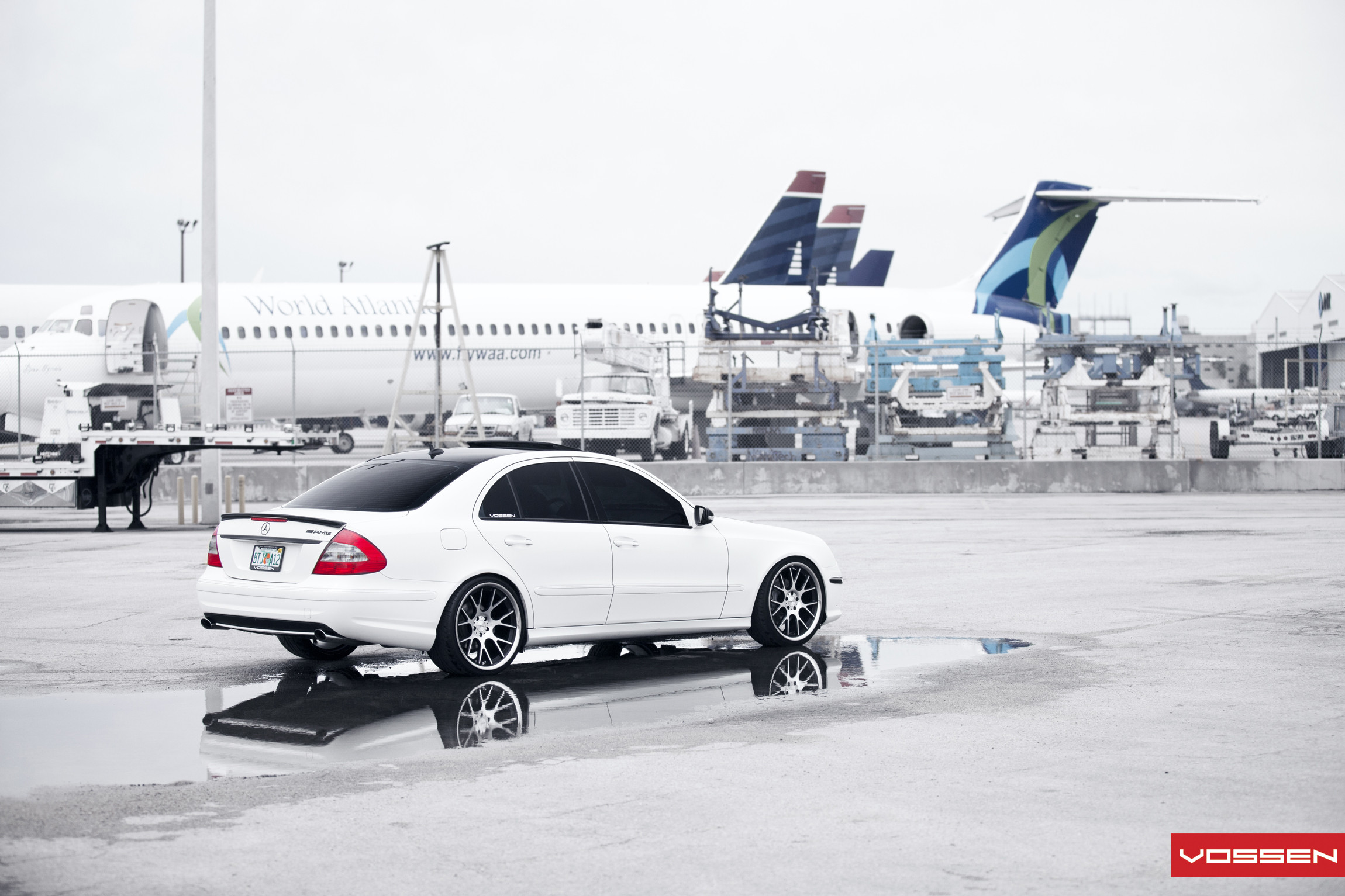 Black Rear Spoiler on White Mercedes E Class - Photo by Vossen