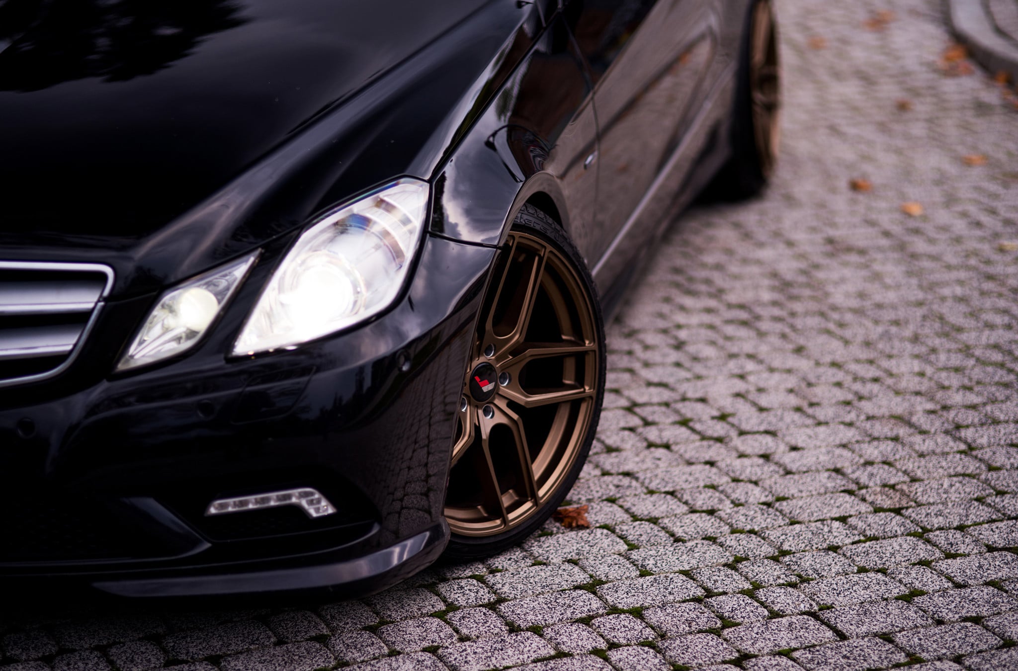 Black Mercedes E Class with Bronze JR Wheels - Photo by JR Wheels