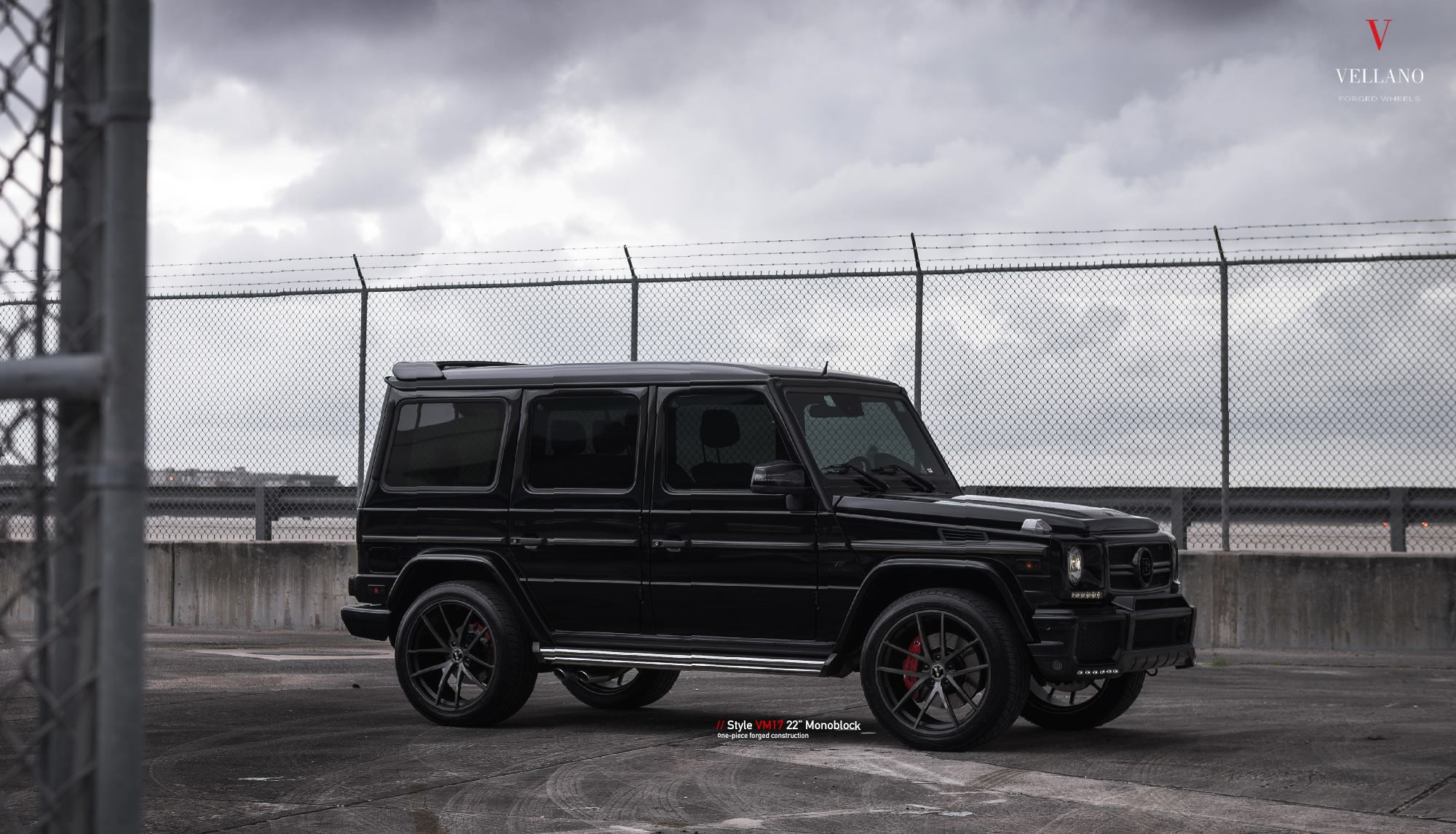 Aftermarket Running Boards on Black Mercedes G Class - Photo by Vellano