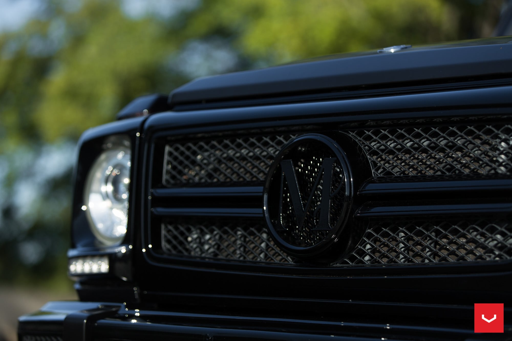 Custom Black Grille with Emblem on Mercedes G Class - Photo by Vossen