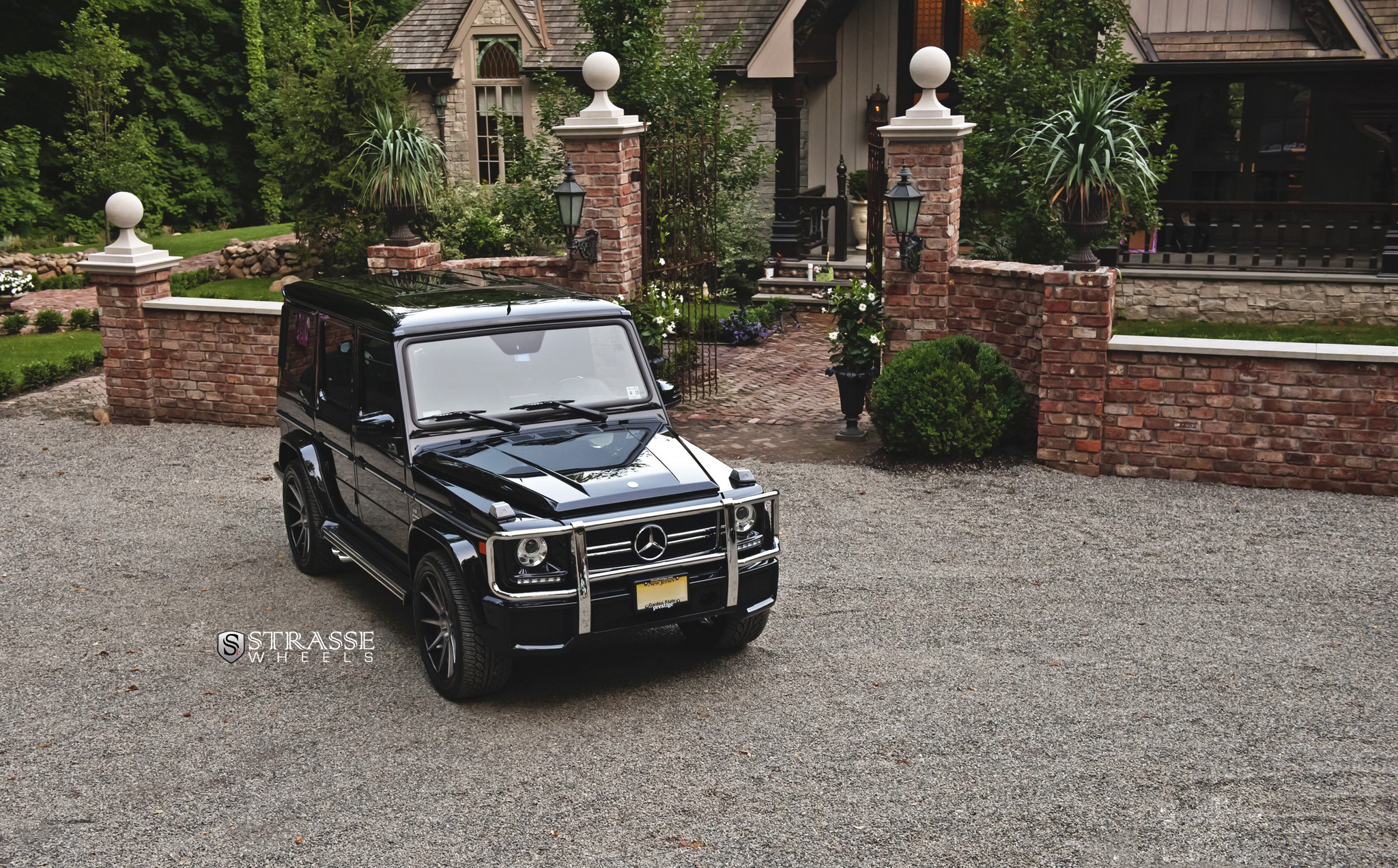 Aftermarket LED Headlights on Black Mercedes G-Class - Photo by Strasse Forged