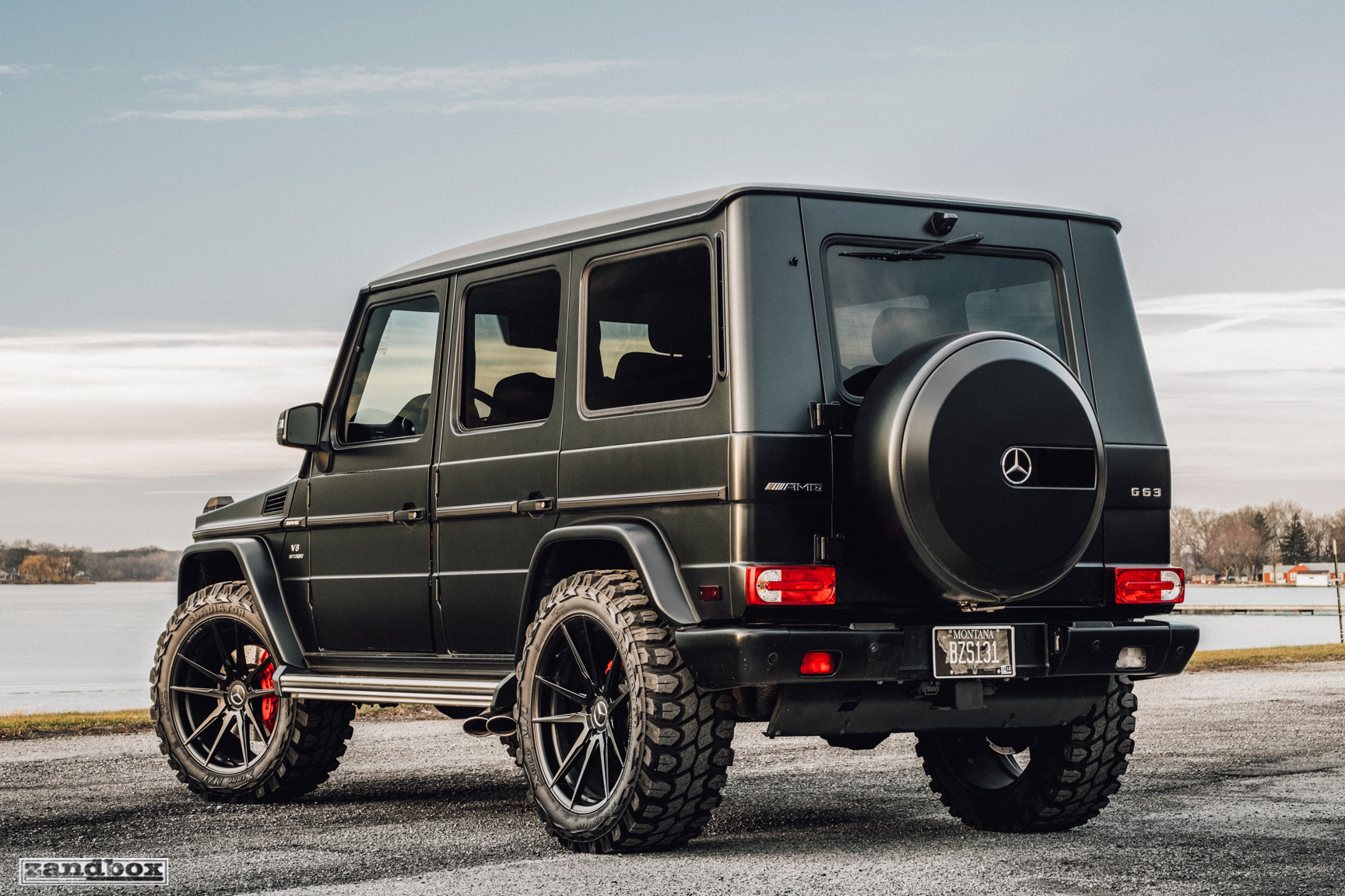 Black Mercedes G Class with Custom Wheels - Photo by zandbox