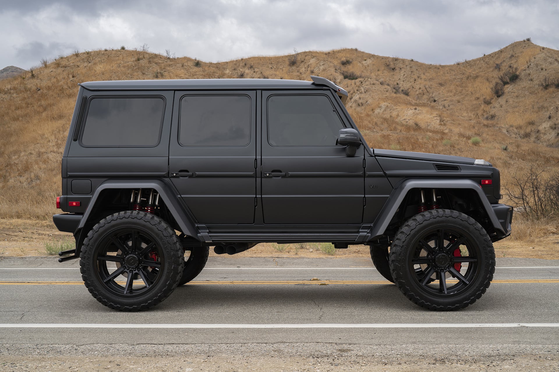 Black Mercedes G Class with Carbon Fiber Fender Flares - Photo by Forgiato