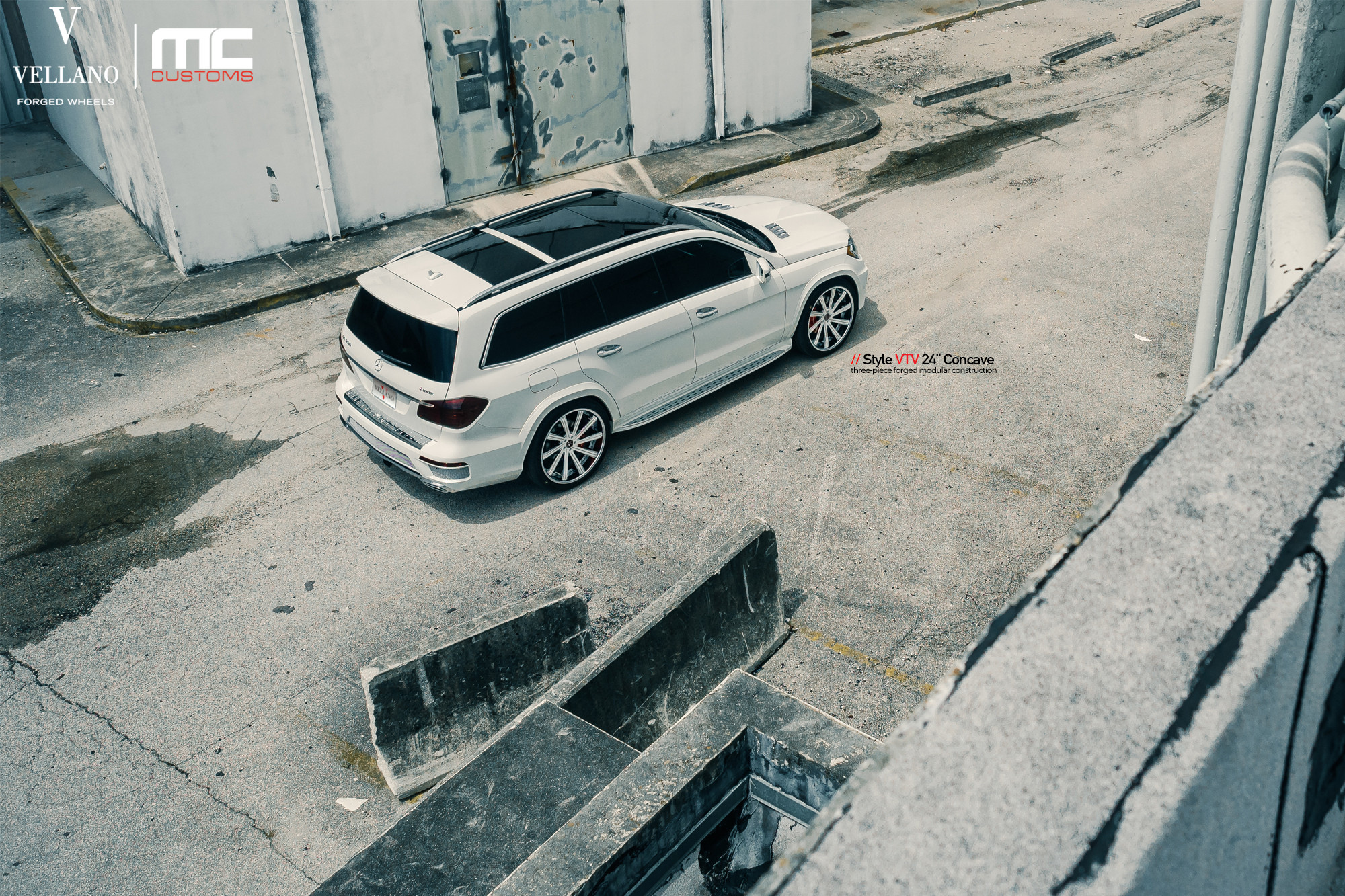 Large Roofline Spoiler on White Mercedes GL Class - Photo by Vellano
