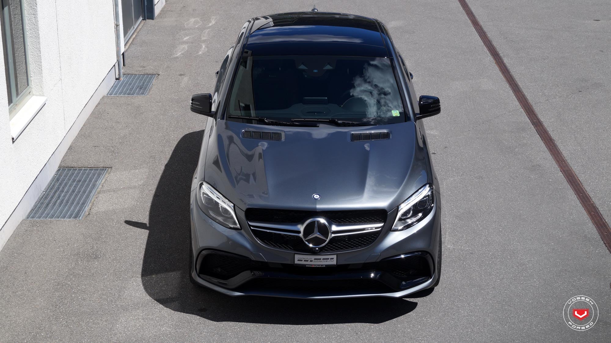 Custom Hood with Air Vents on Mercedes GLE - Photo by Vossen