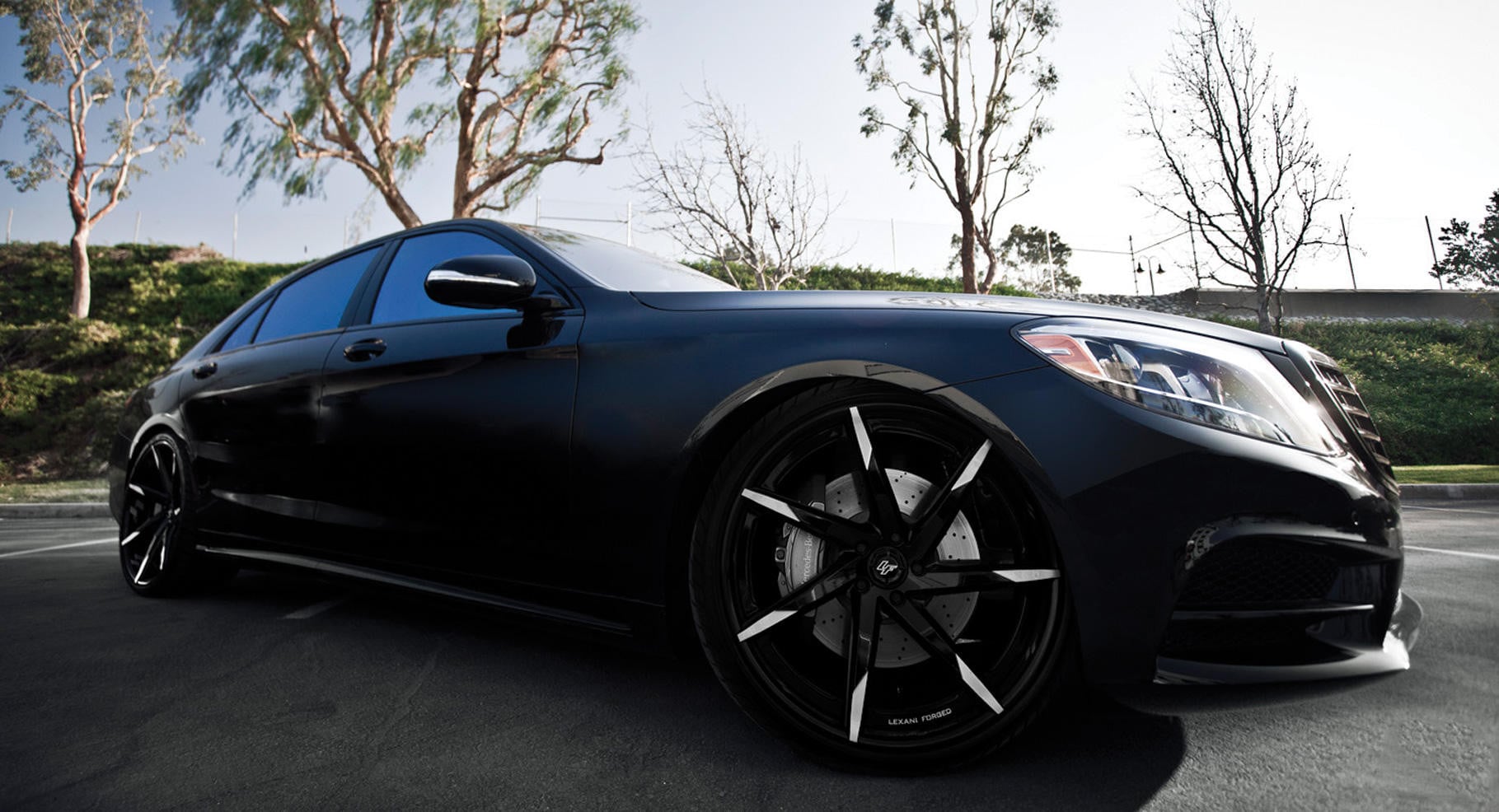 Custom Front Bumper Cover on Mercedes S550 - Photo by Lexani