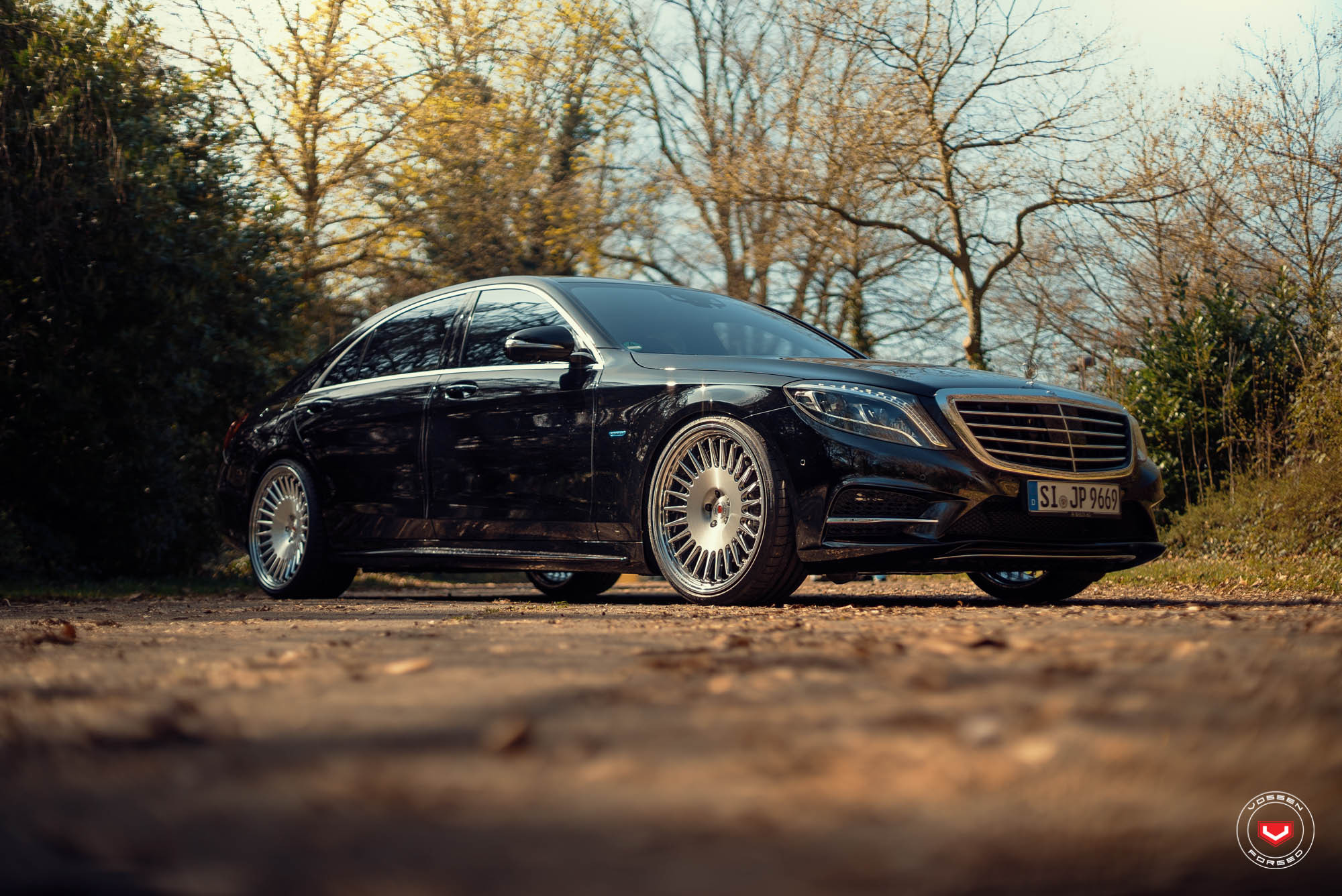 Black Mercedes S Class with Chrome Grille - Photo by Vossen