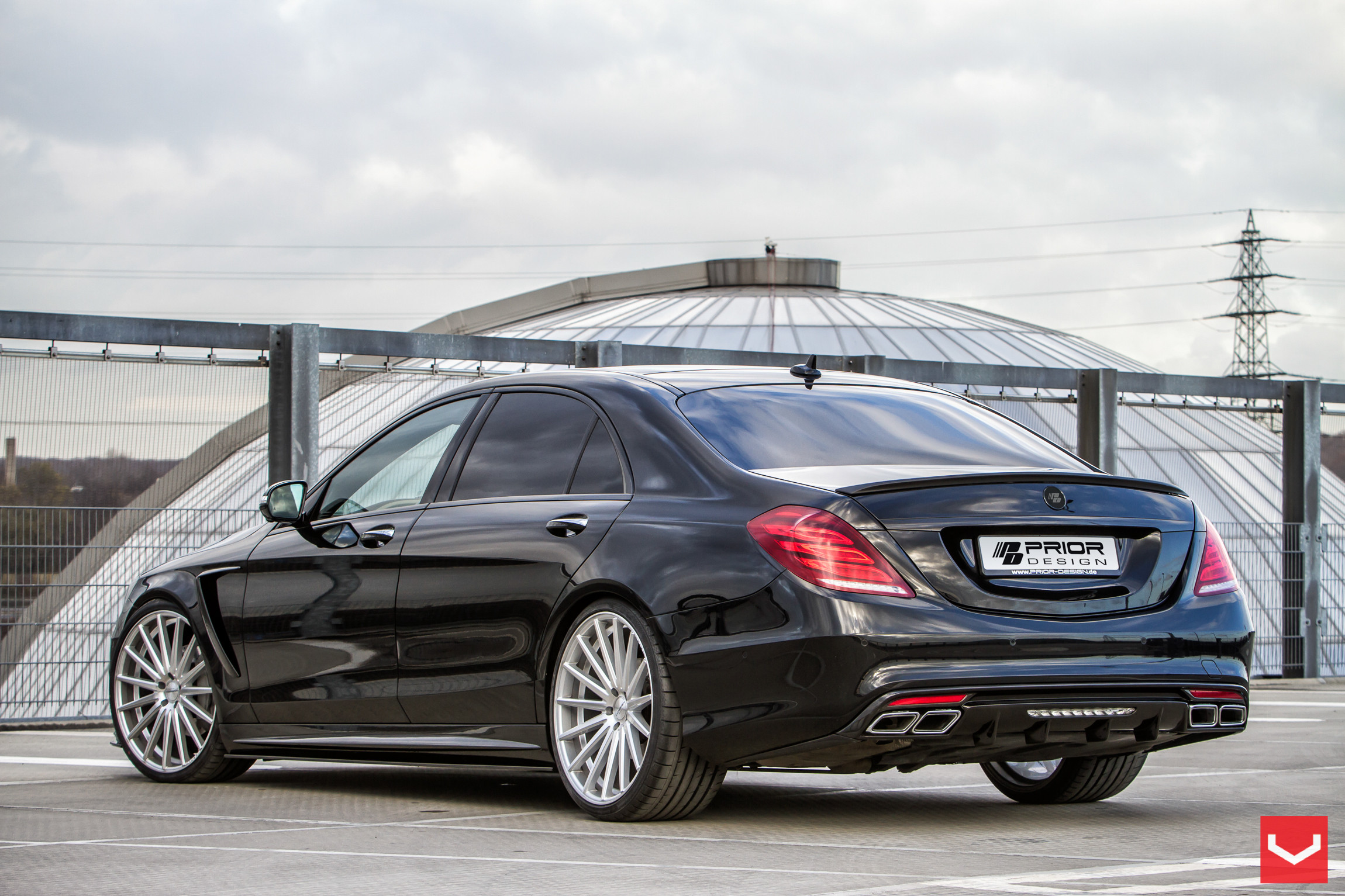 Rear Lip Spoiler on Black Mercedes S Class - Photo by Vossen