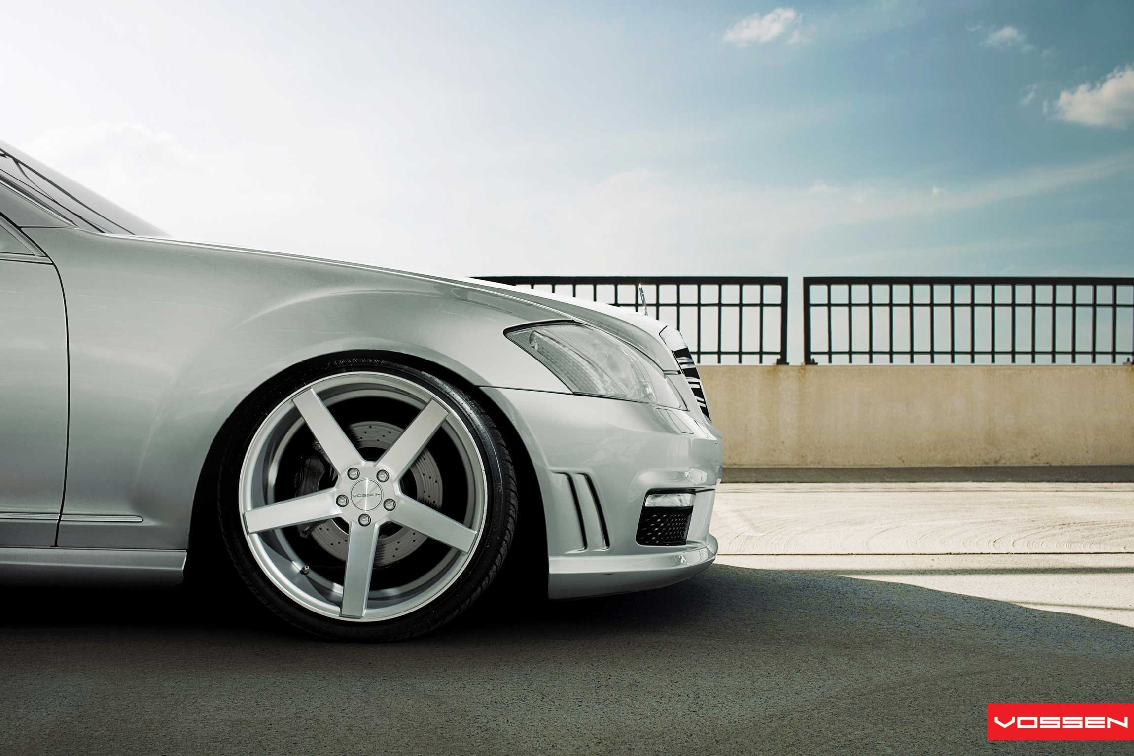 Диски vossen. Воссен cv3. Vossen w221 cv3. Диски Vossen cv3. Мерседес 221 Воссен cv5.