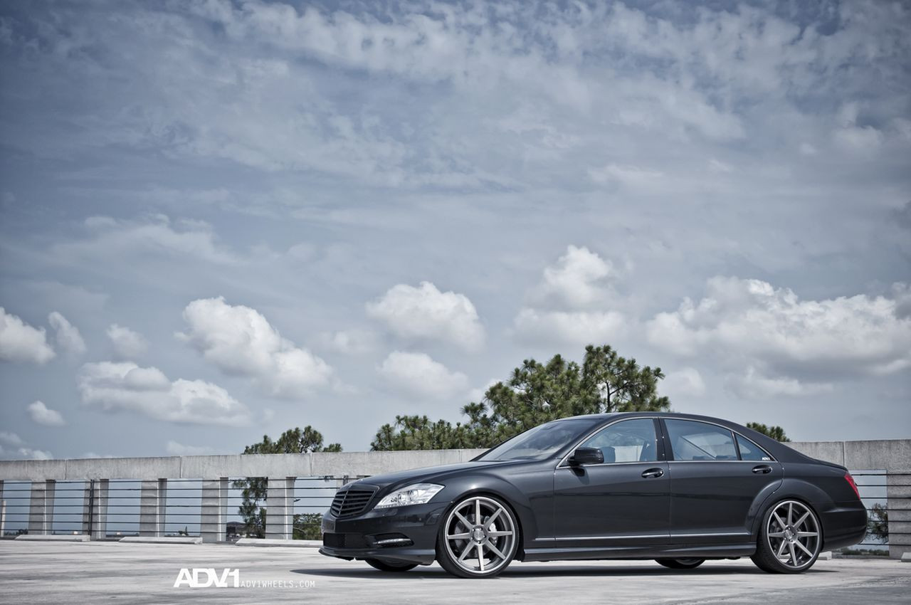 Classy Mercedes S-Class With Large Rims and Low-profile Tires - Photo by ADV.1