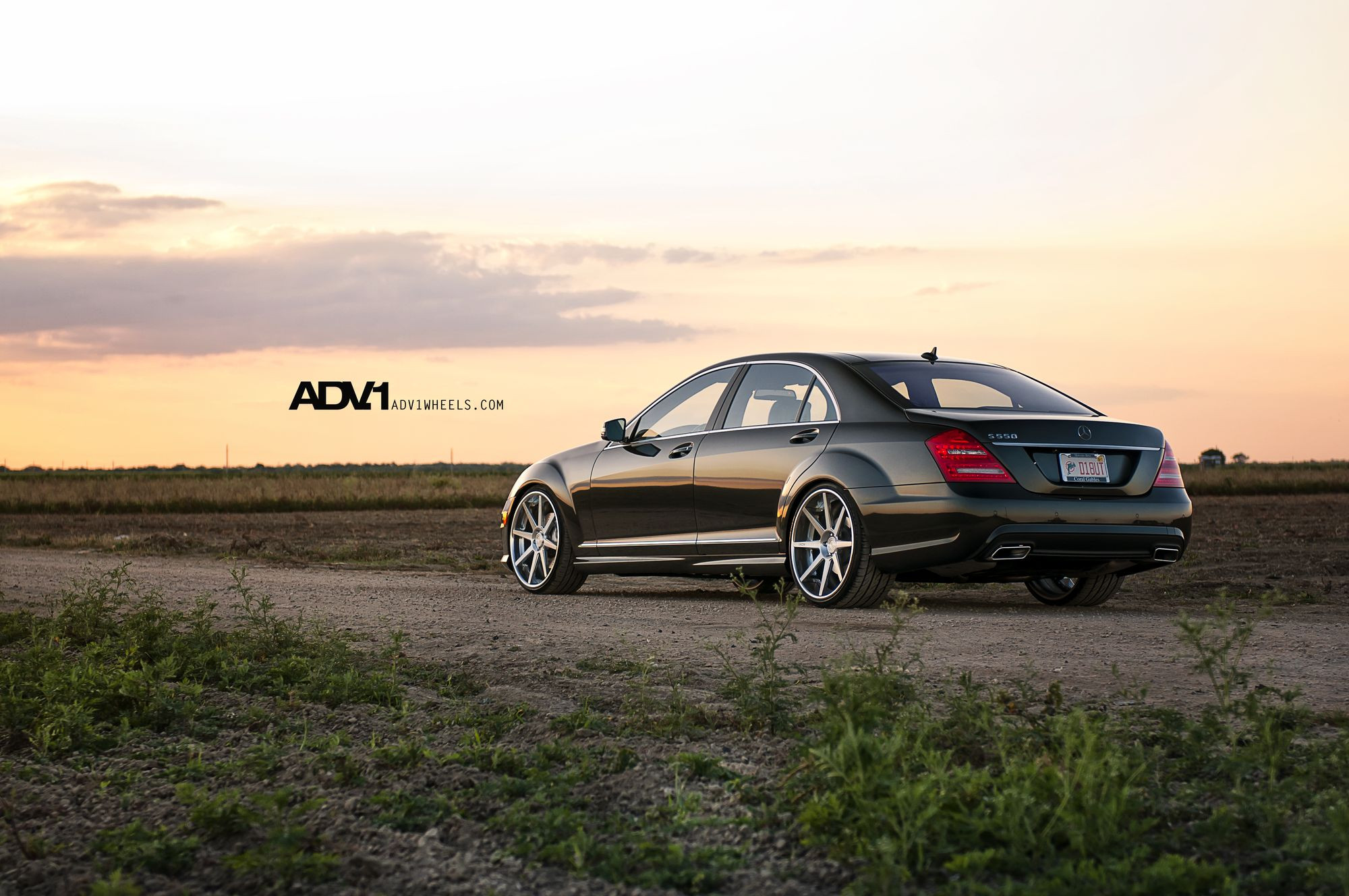 Awesome pictures of Black Mercedes S-Class on the Sunset - Photo by ADV.1