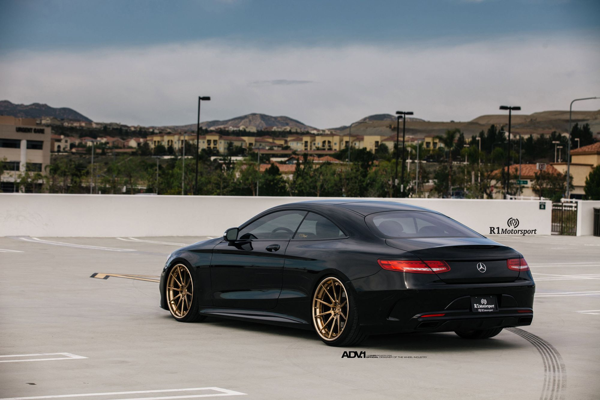 Black Mercedes S Class Rear Diffuser - Photo by ADV.1