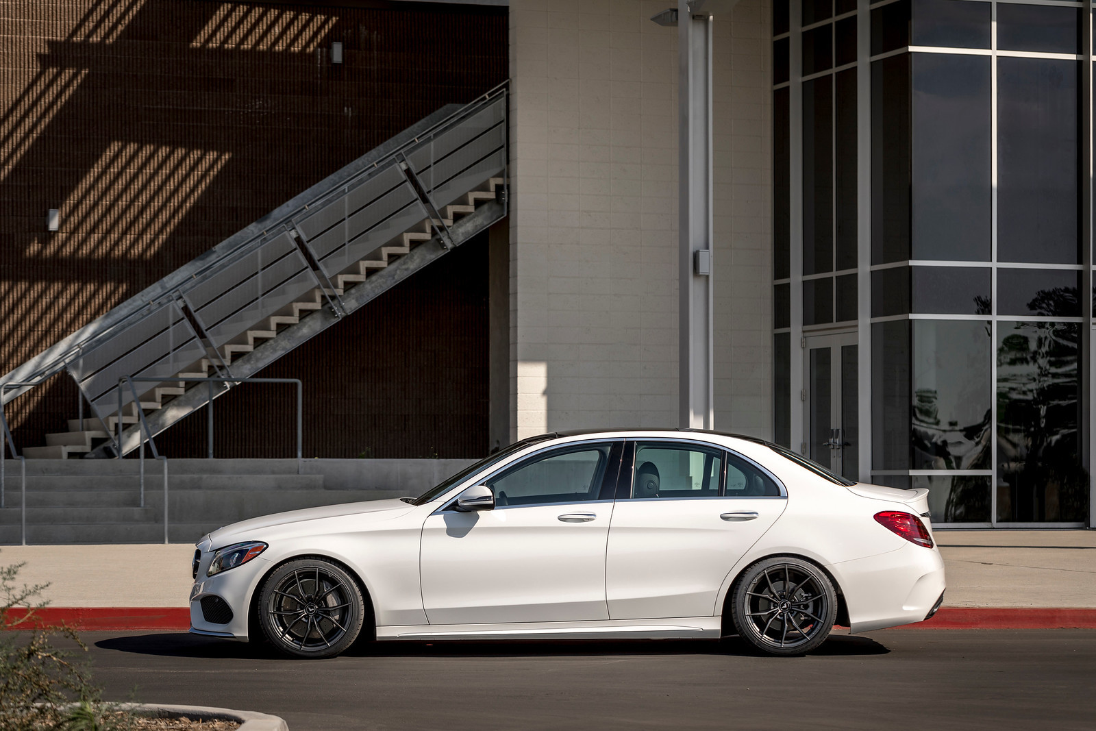 Carbon Graphite Vorsteiner Rims on White Mercedes S Class - Photo by Vorstiner