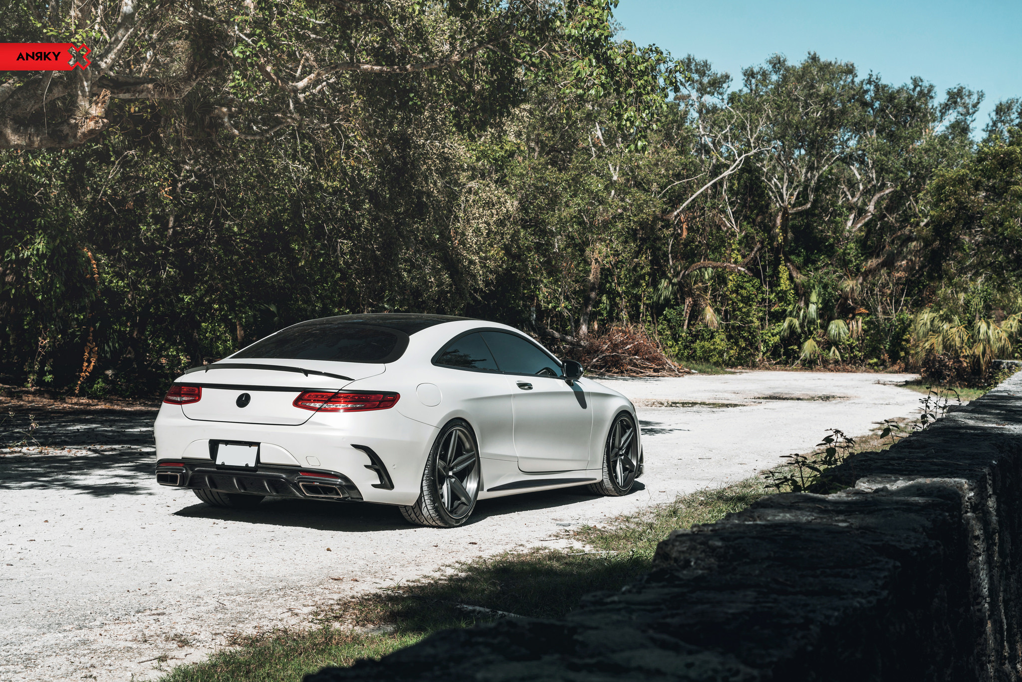 Aftermarket Side Skirts on Black Mercedes S Class - Photo by Forgiato