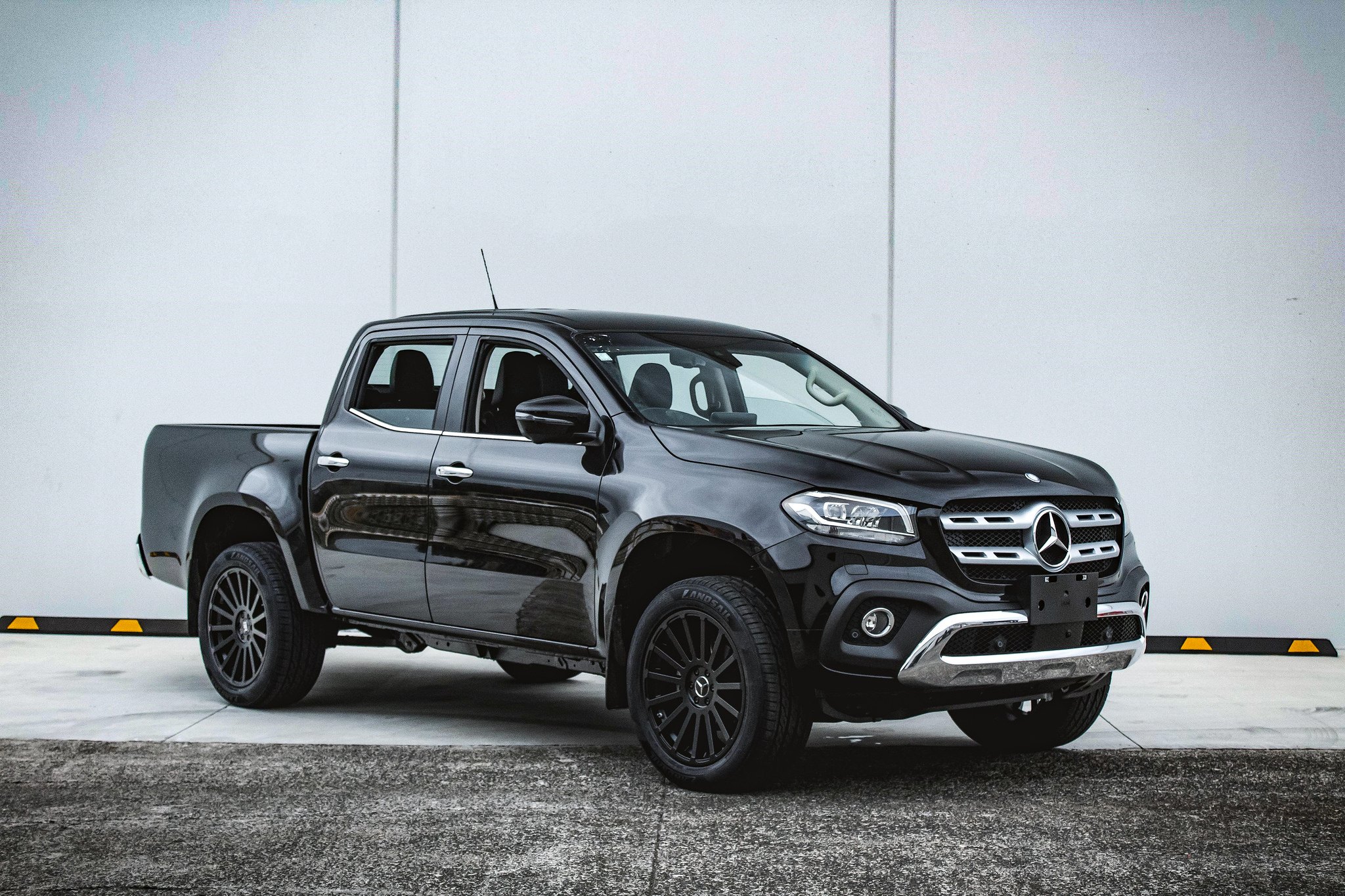 X class. Mercedes x class 4x4 350. Mercedes-Benz x 250xkl 4x4 3150. Mercedes Benz x class Black. Mercedes x class 2021.