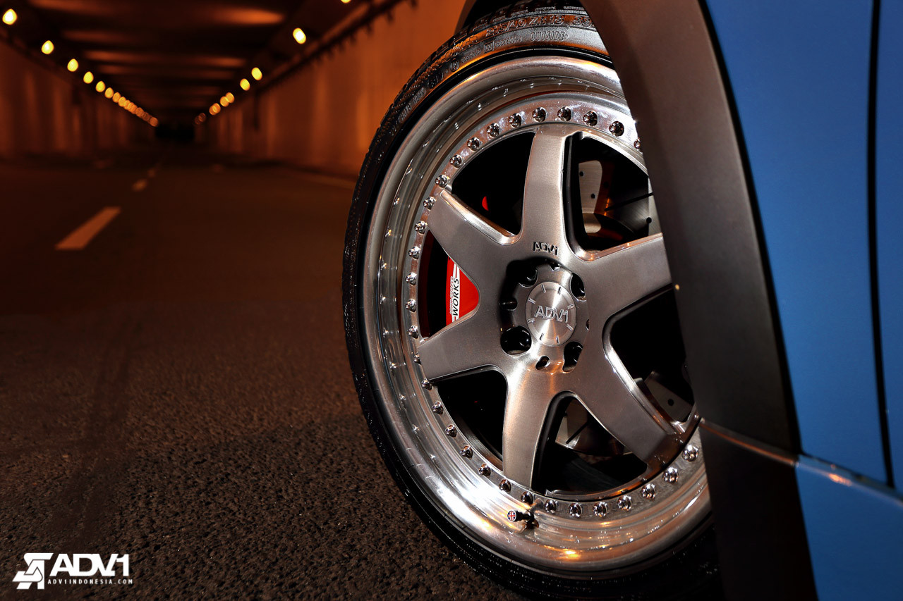 Blue Mini Cooper with Polished ADV1 Wheels - Photo by ADV.1
