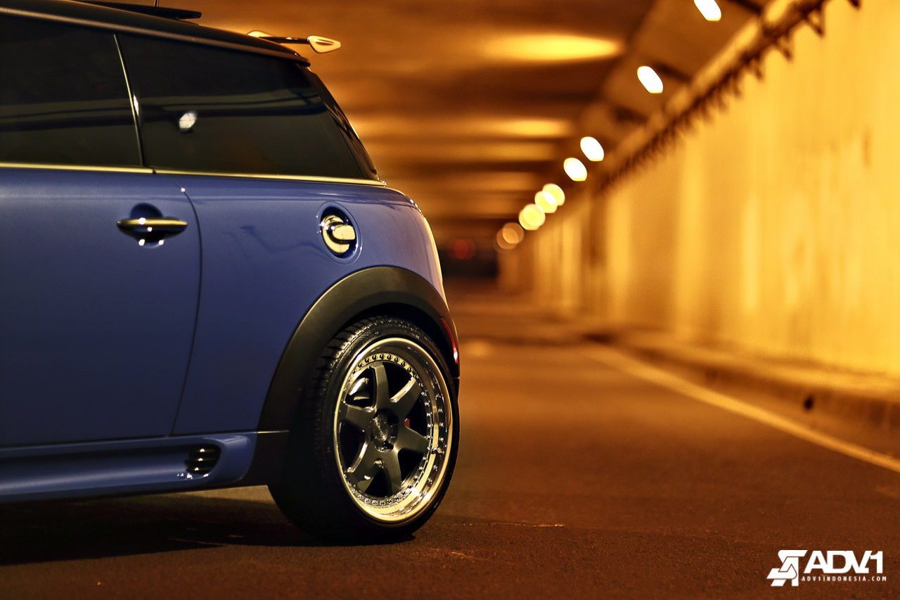 Custom Polished ADV1 Rims on Mini Cooper - Photo by ADV.1