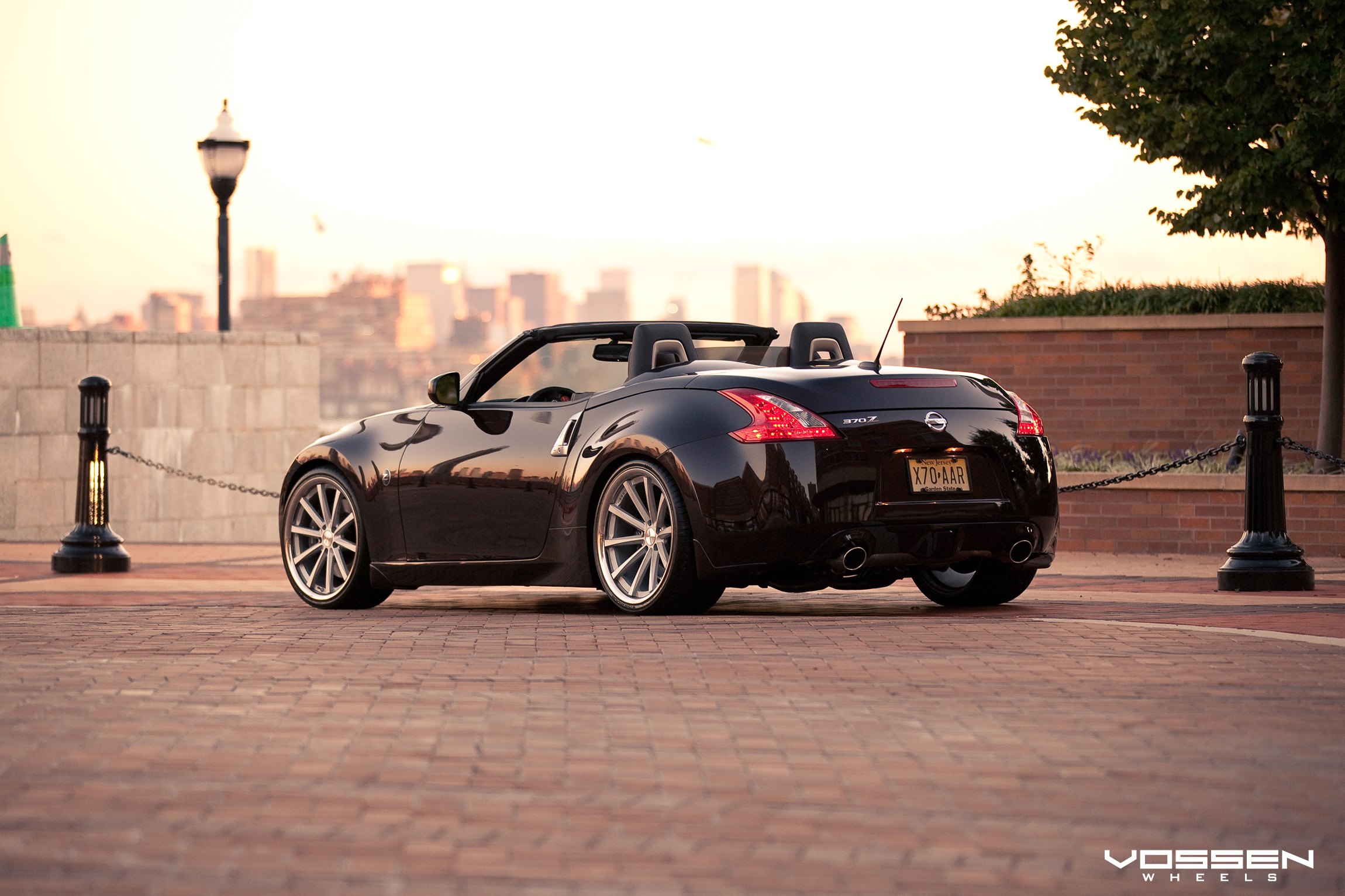 Ав авто. Nissan 370z Cabrio. Nissan GTR кабриолет. 370z Nissan на рабочий. Nissan 370z обои.