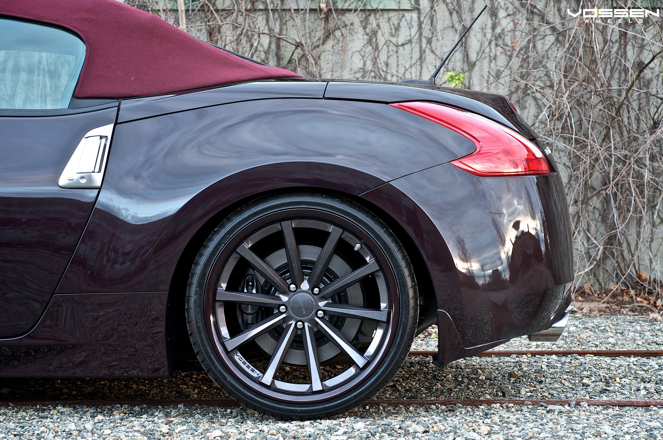 Nissan 370z Purple Black