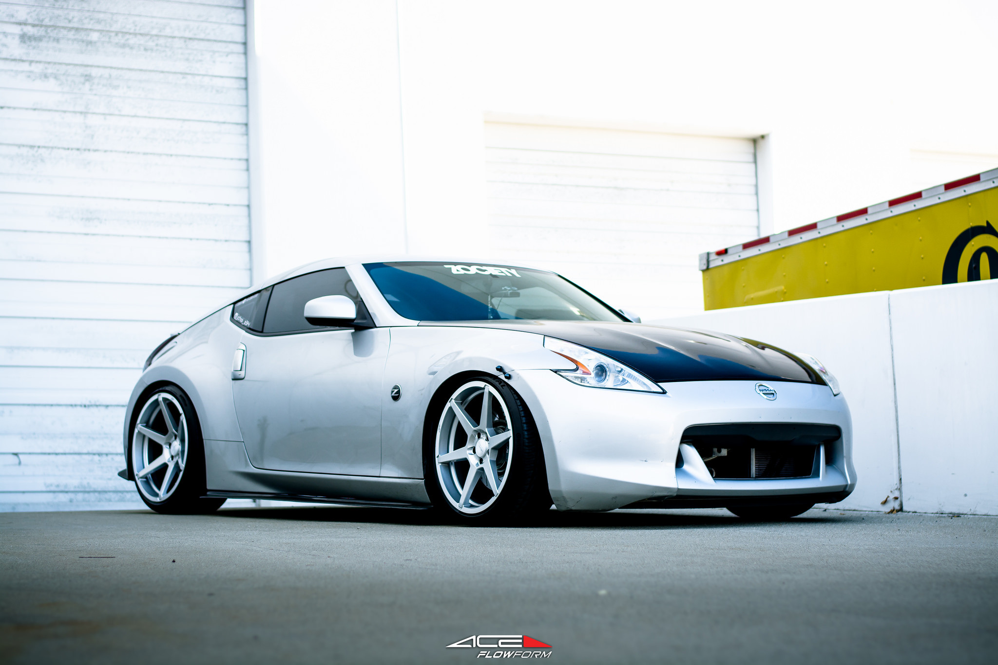 Nissan 370z With Static Drop - Photo by ACE Alloy