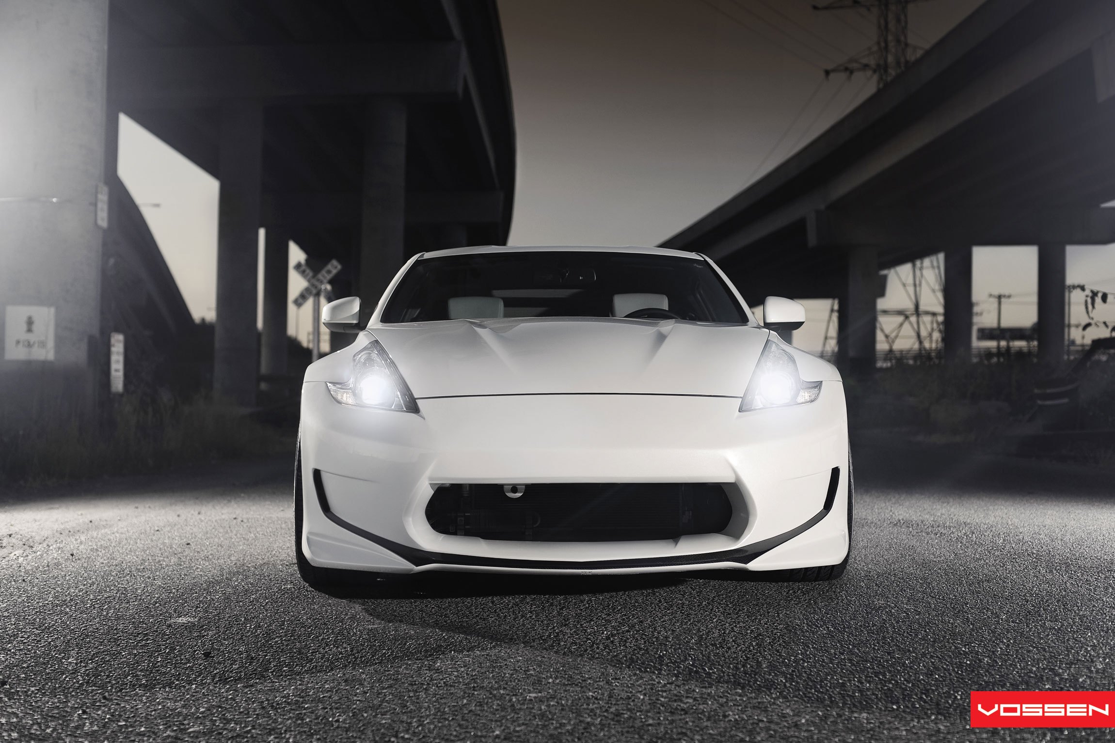 Monochrome mod. Обои 370z белый для редми 9а.